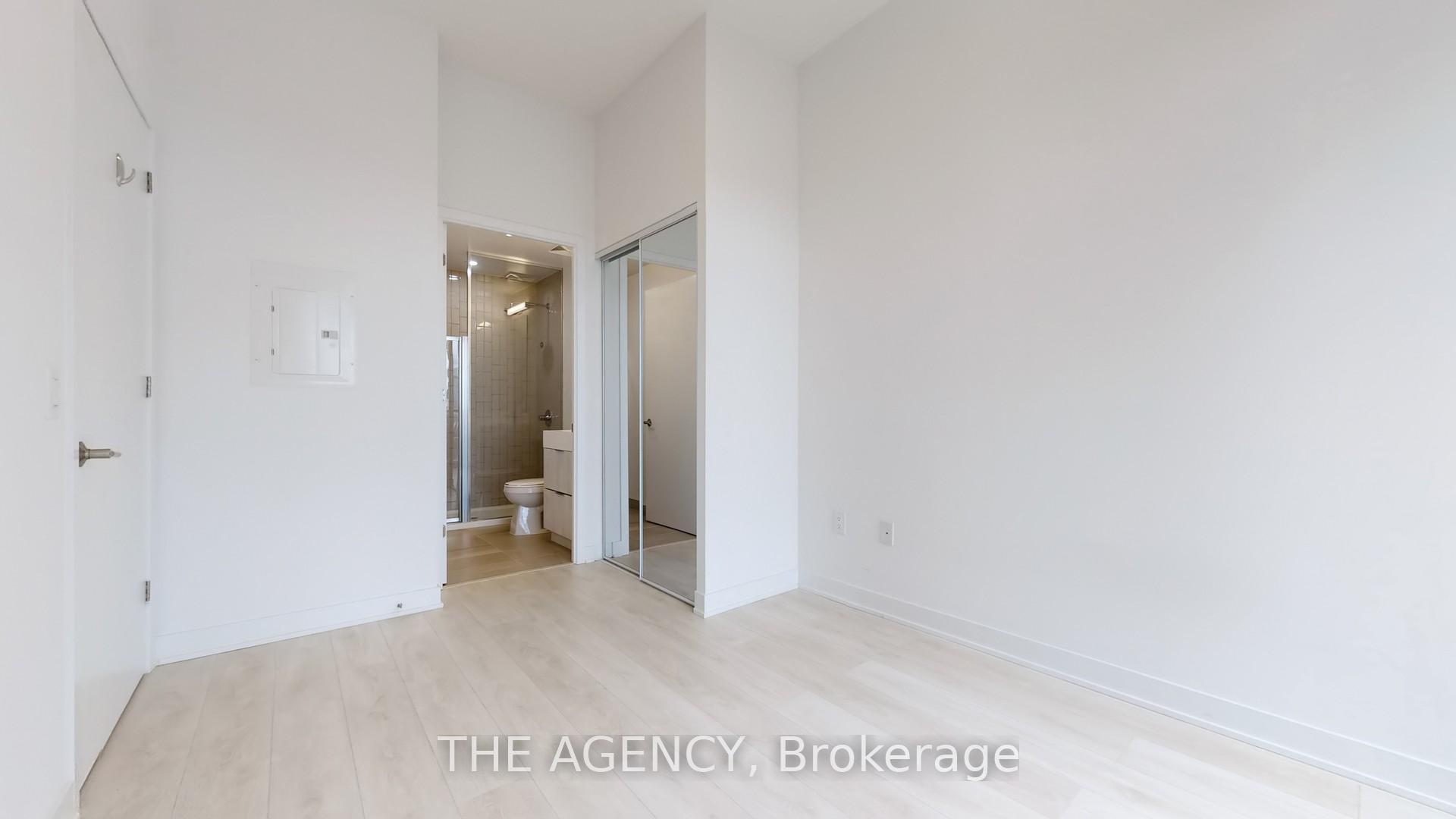 35 Tubman Avenue PH1115