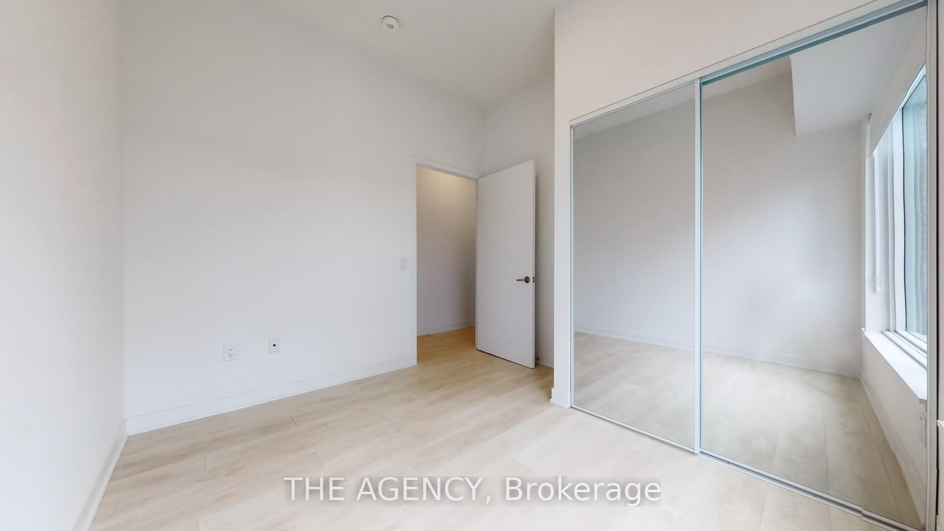 35 Tubman Avenue PH1115