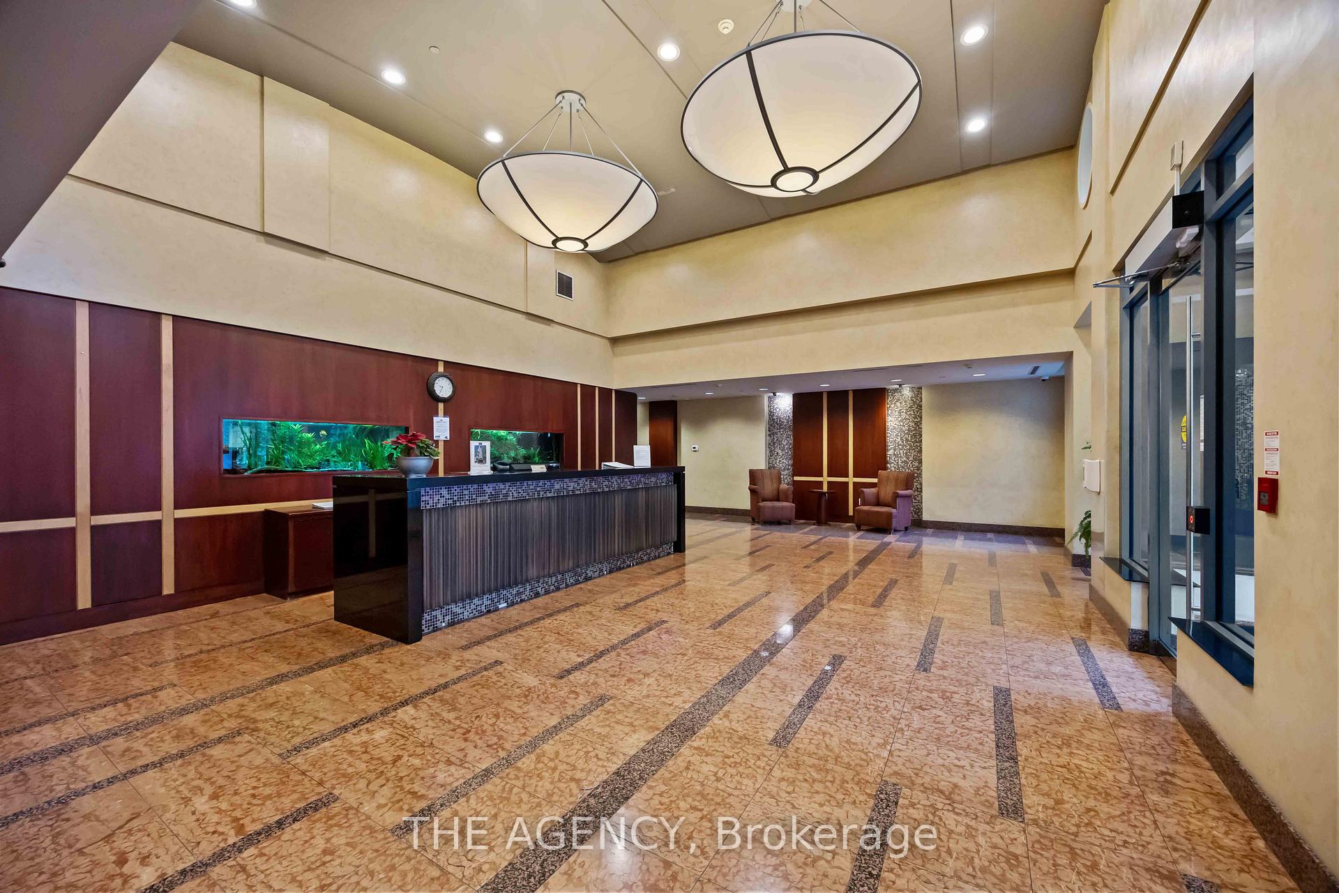 21 Hillcrest Avenue 3001, Toronto Unit: 3001