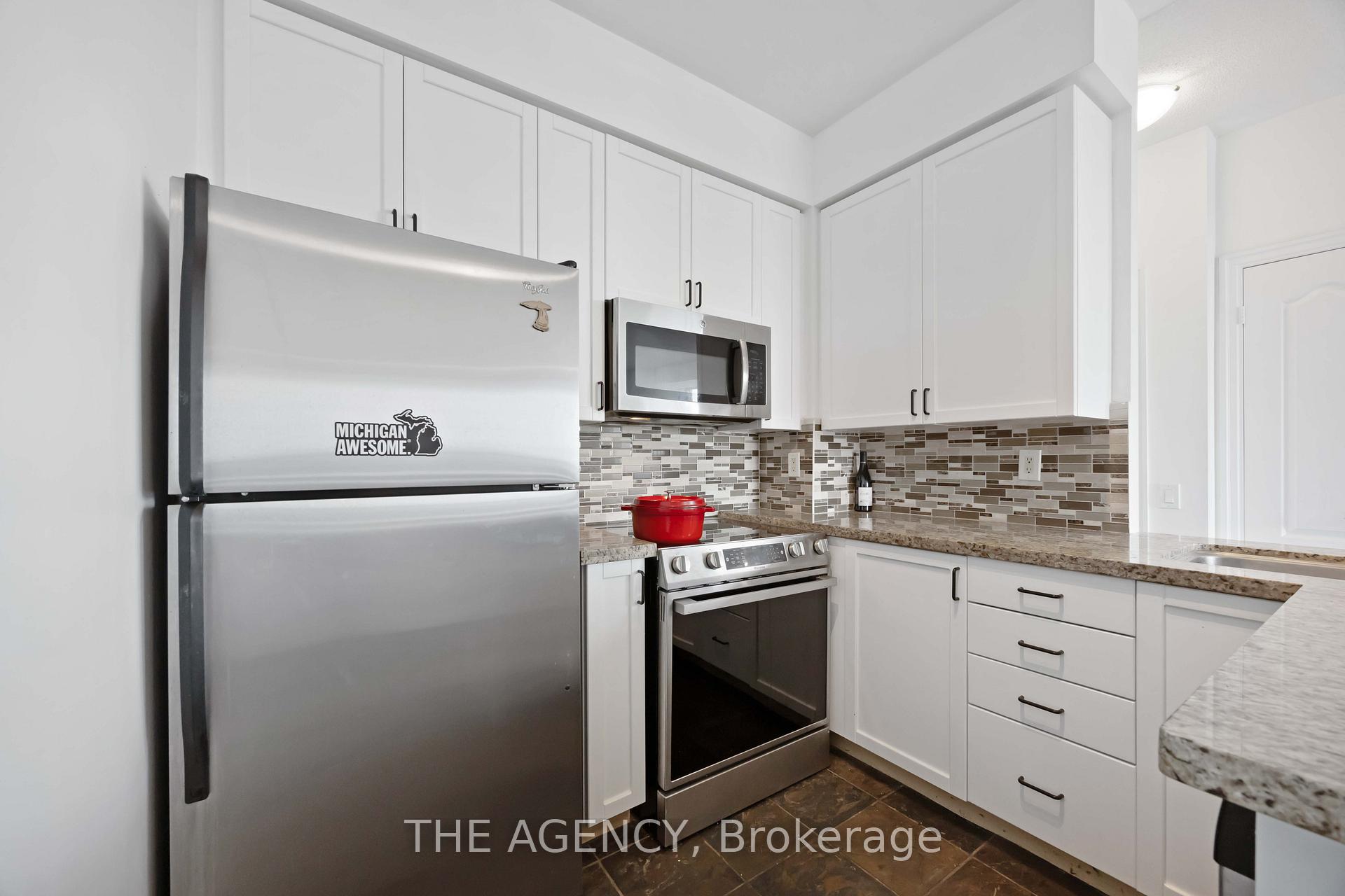 21 Hillcrest Avenue 3001, Toronto Unit: 3001