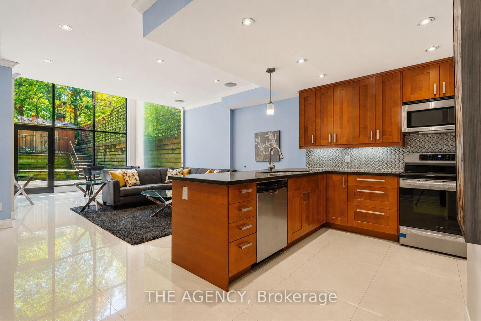 116 Hazelton Avenue B&C, Toronto Unit: B&C