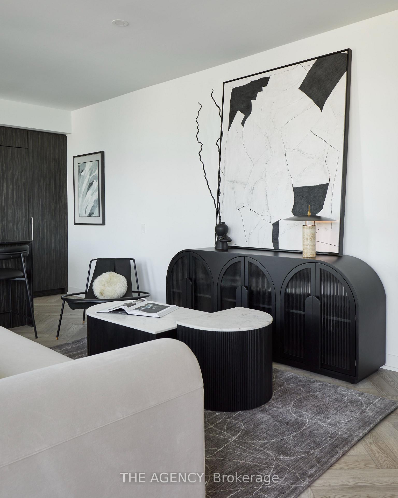 327 King Street PH03, Toronto Unit: PH03
