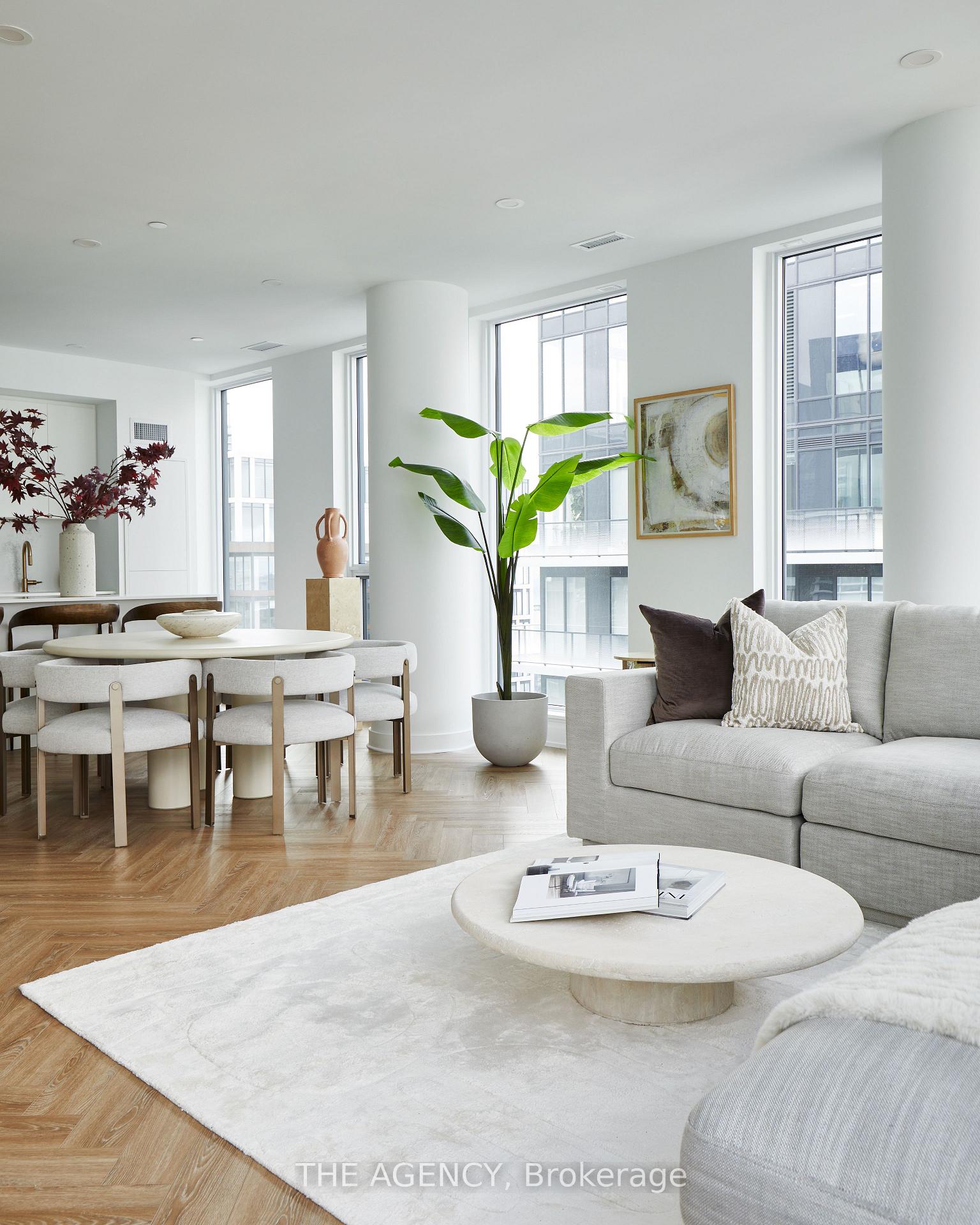 327 King Street PH04, Toronto Unit: PH04