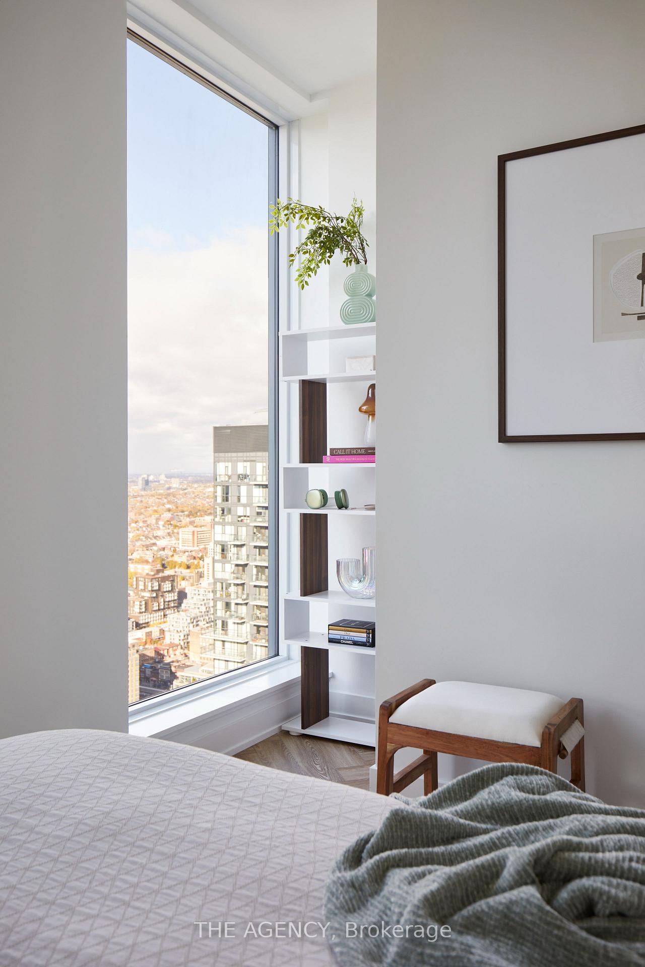327 King Street PH04, Toronto Unit: PH04