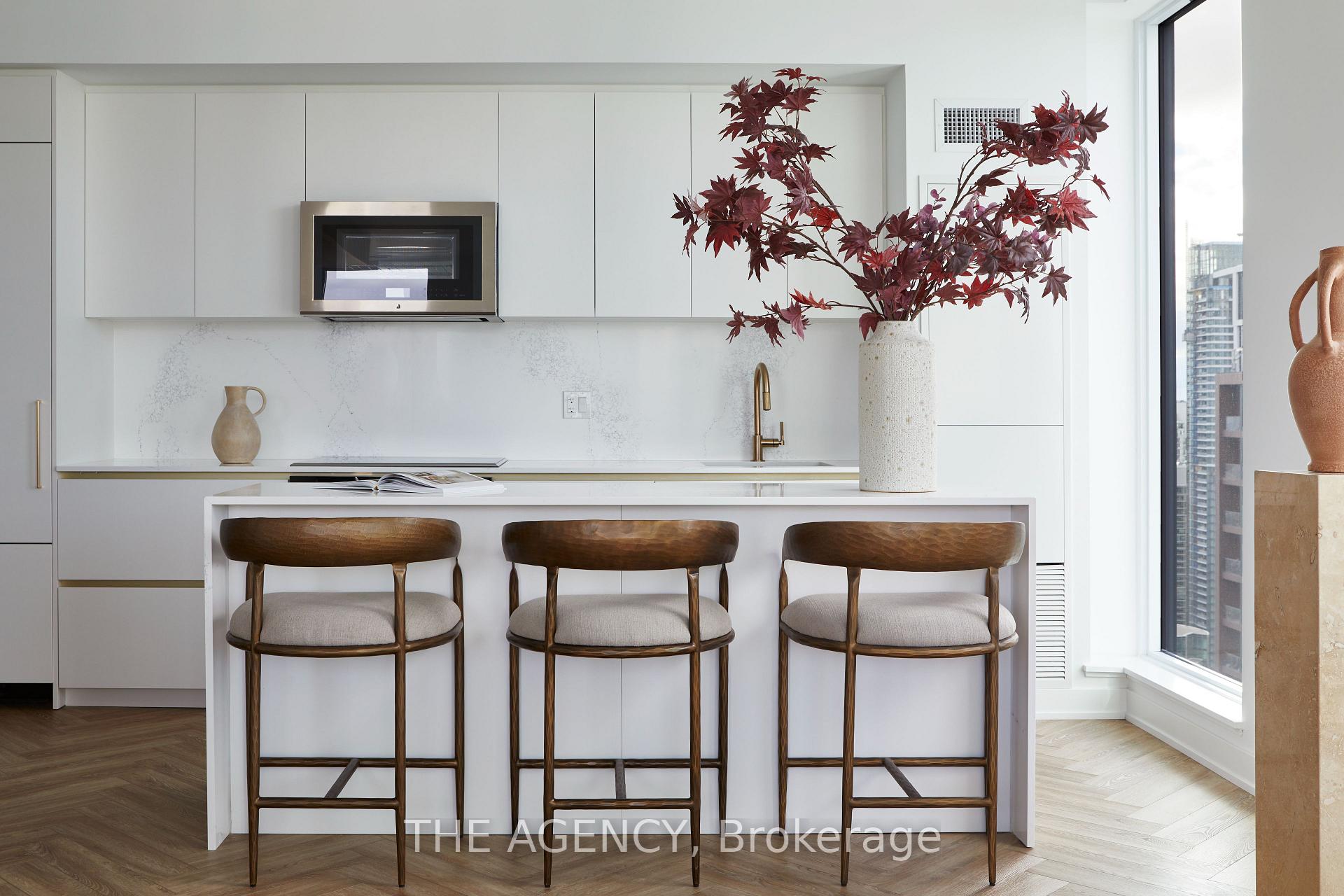 327 King Street PH04, Toronto Unit: PH04