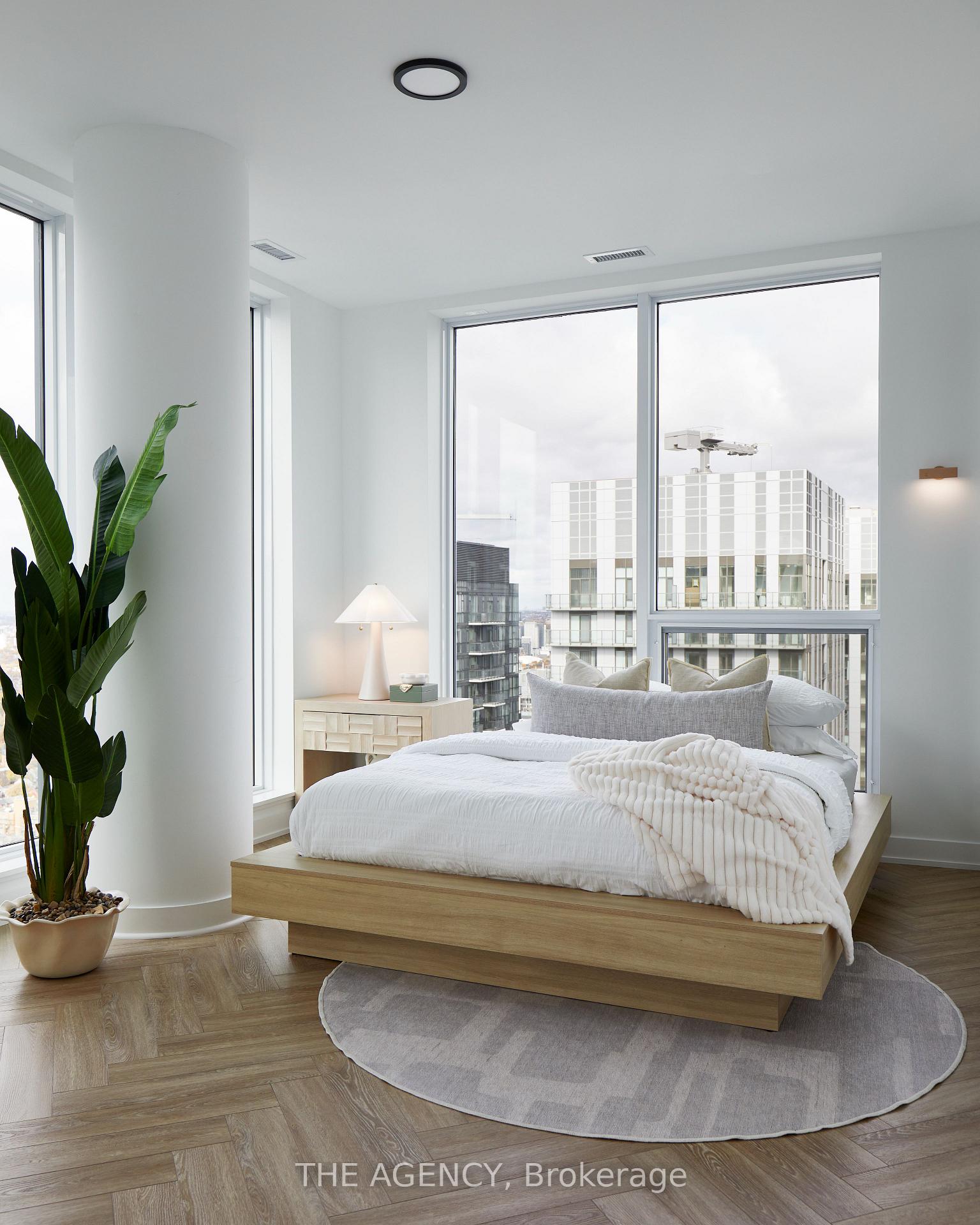 327 King Street PH04, Toronto Unit: PH04