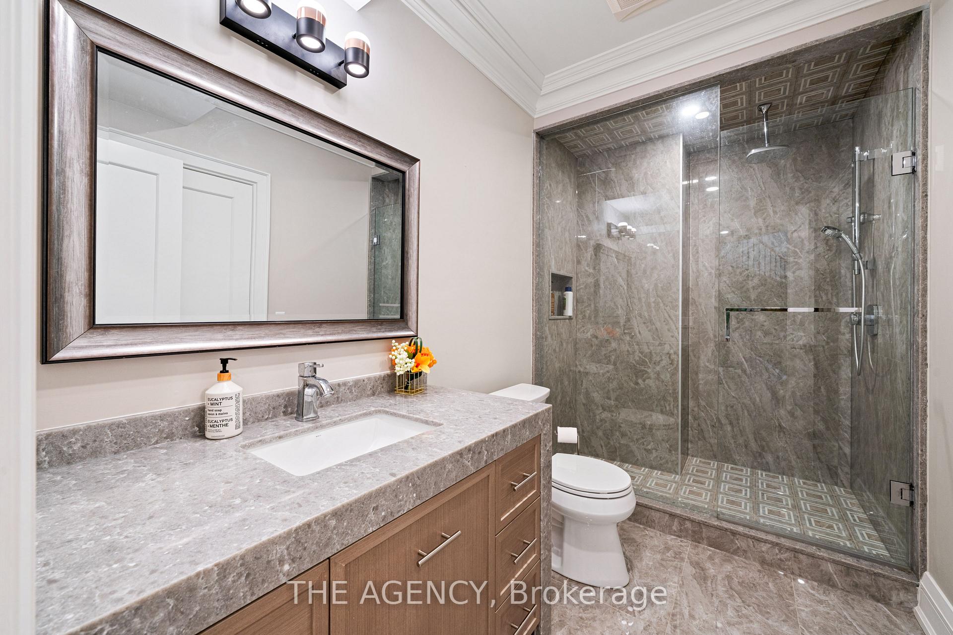 18 Suncrest Drive, Toronto
