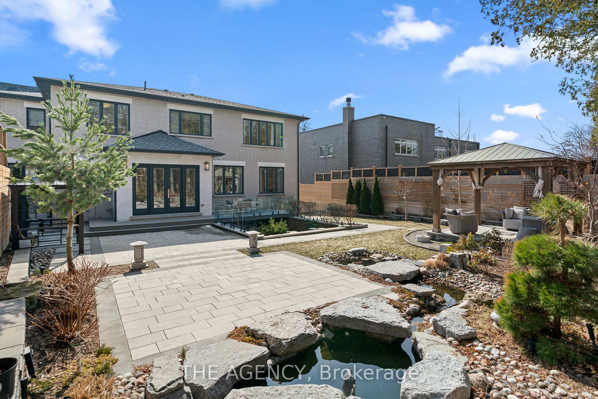 18 Suncrest Drive, Toronto