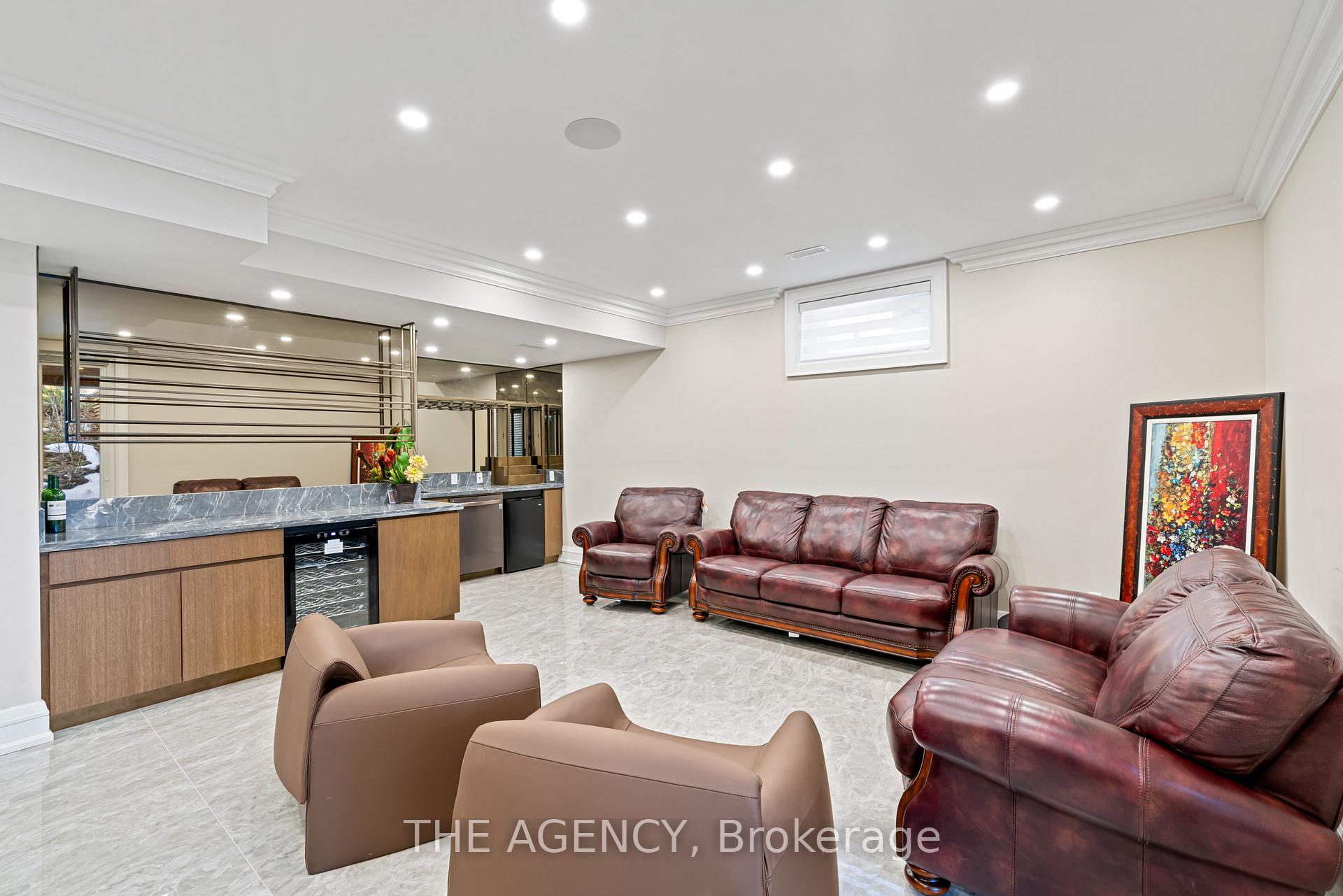 18 Suncrest Drive, Toronto