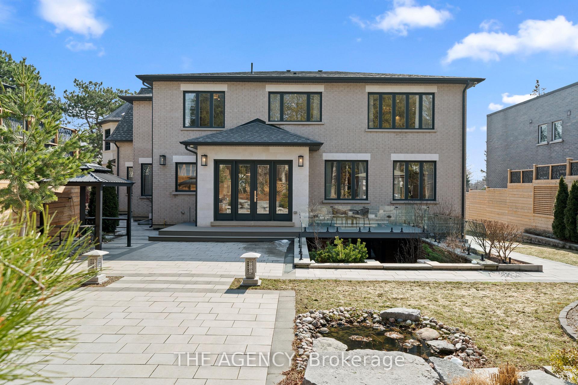 18 Suncrest Drive, Toronto