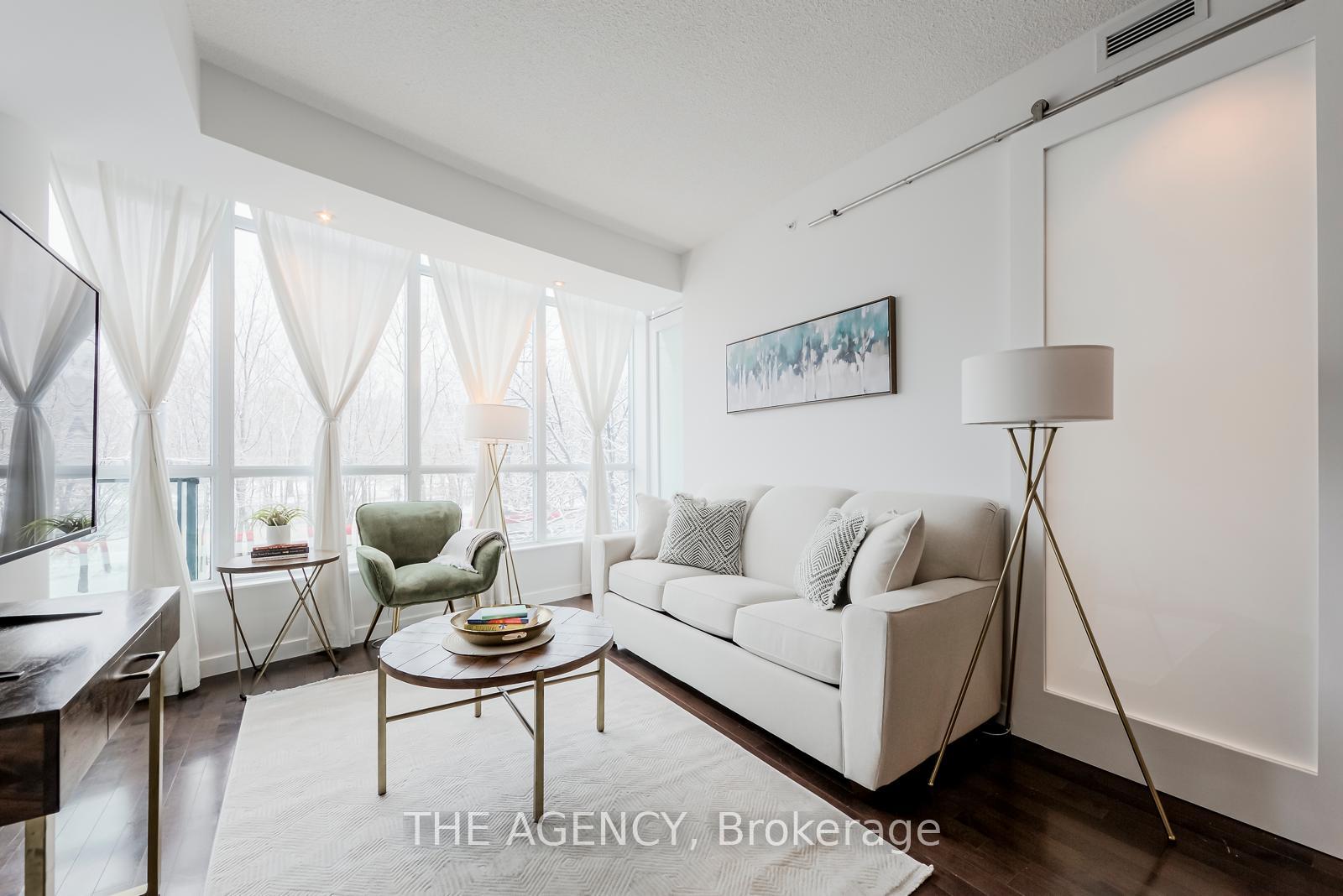 219 Fort York Boulevard 208, Toronto Unit: 208