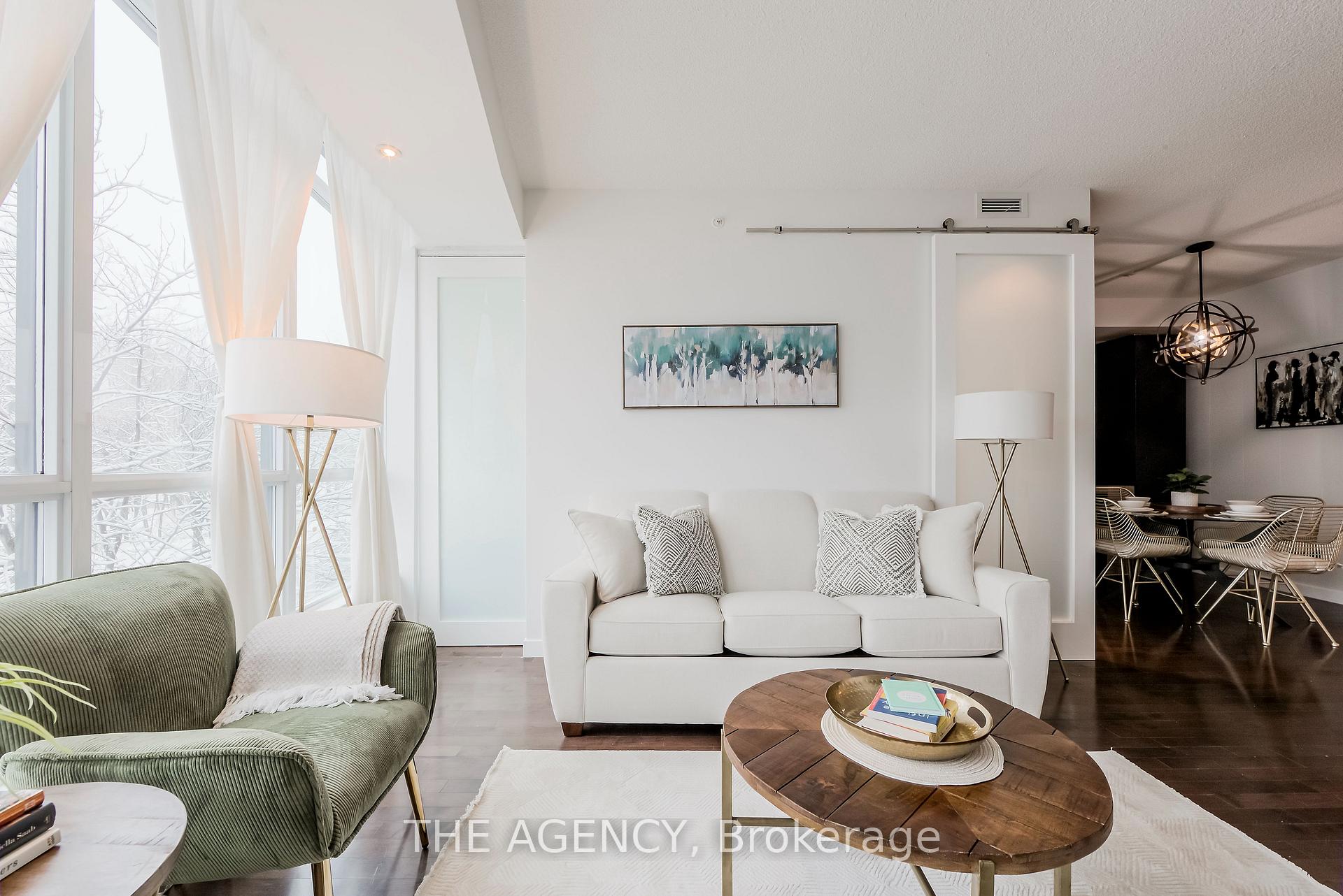 219 Fort York Boulevard 208, Toronto Unit: 208