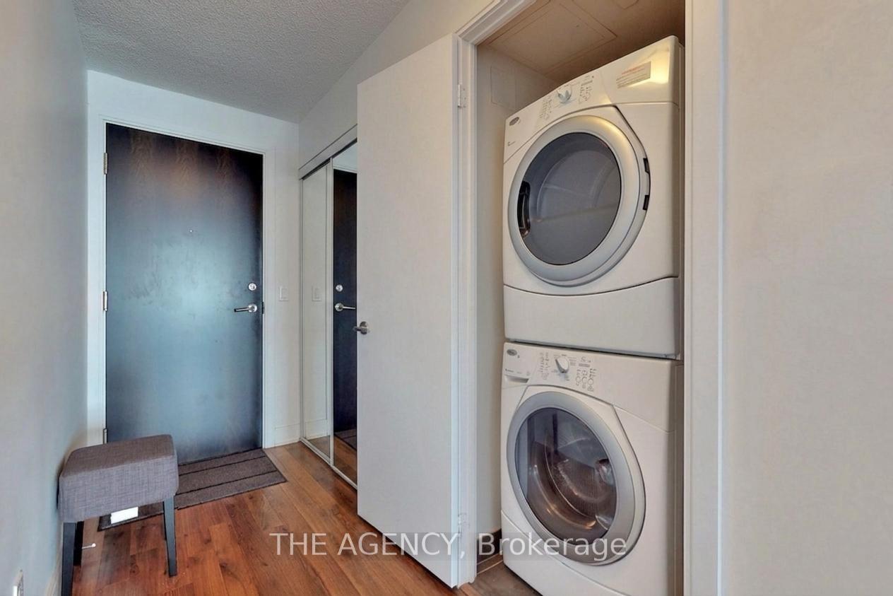 135 Village Green Square 1015, Toronto Unit: 1015