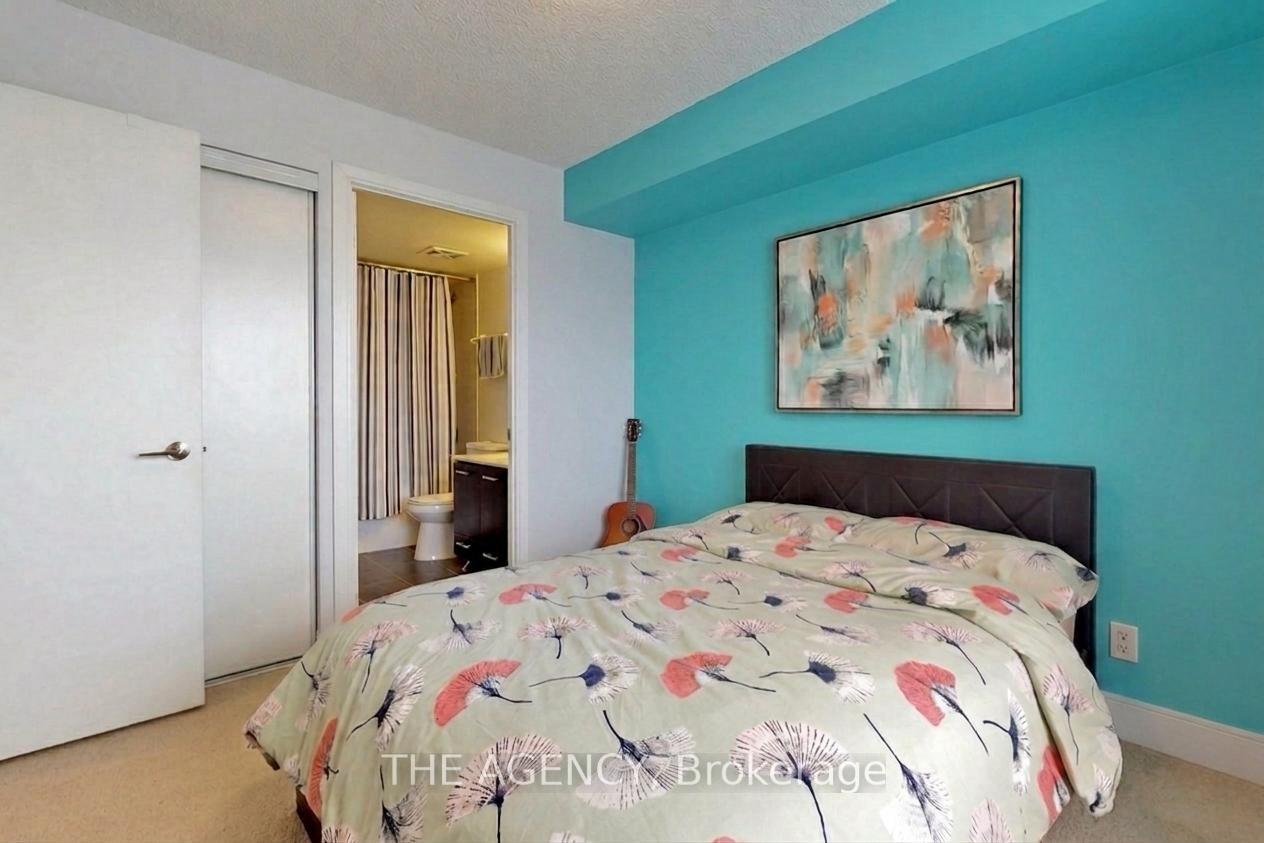 135 Village Green Square 1015, Toronto Unit: 1015