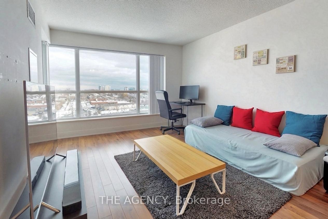 135 Village Green Square 1015, Toronto Unit: 1015