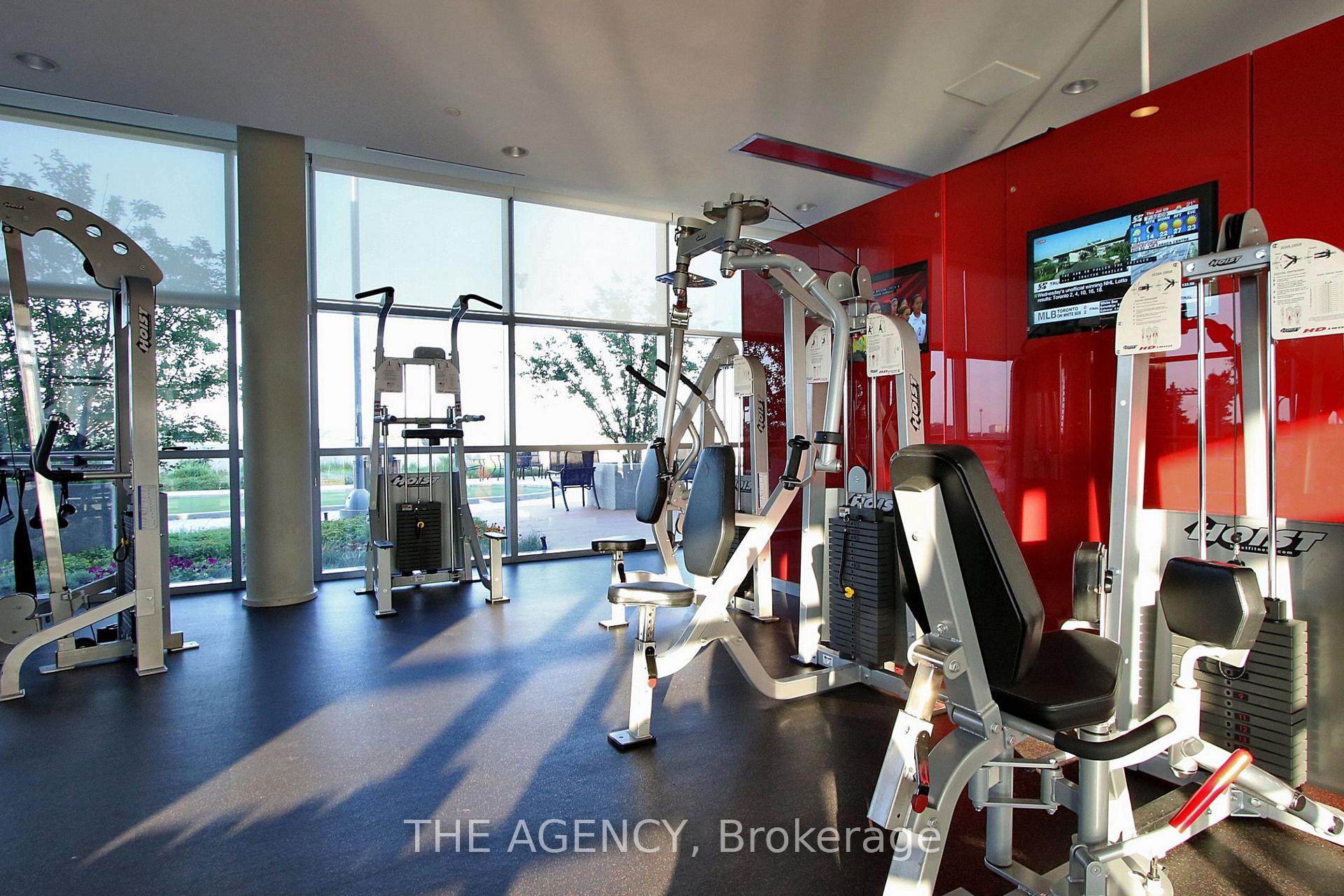 135 Village Green Square 1015, Toronto Unit: 1015