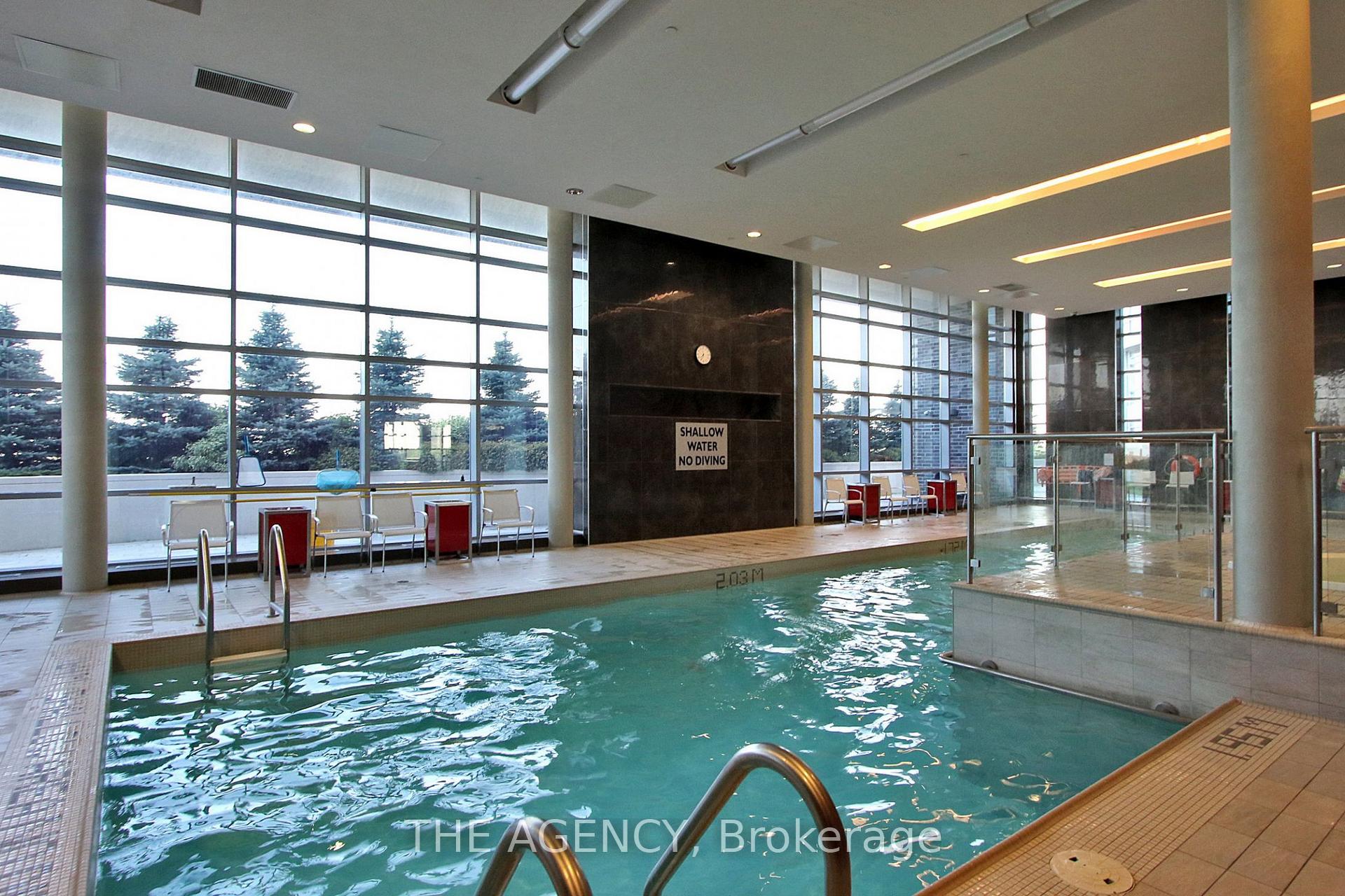 135 Village Green Square 1015, Toronto Unit: 1015