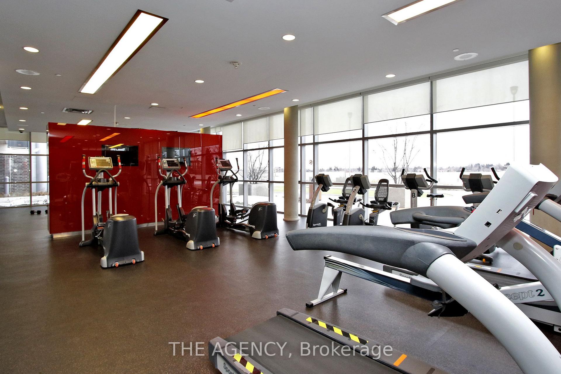 135 Village Green Square 1015, Toronto Unit: 1015
