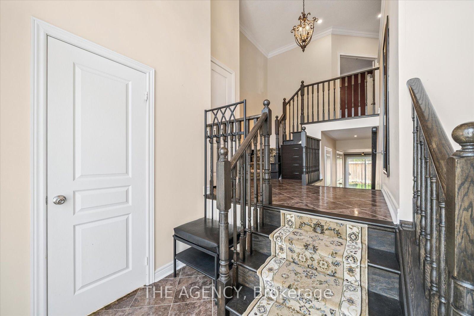 32 Timna Crescent