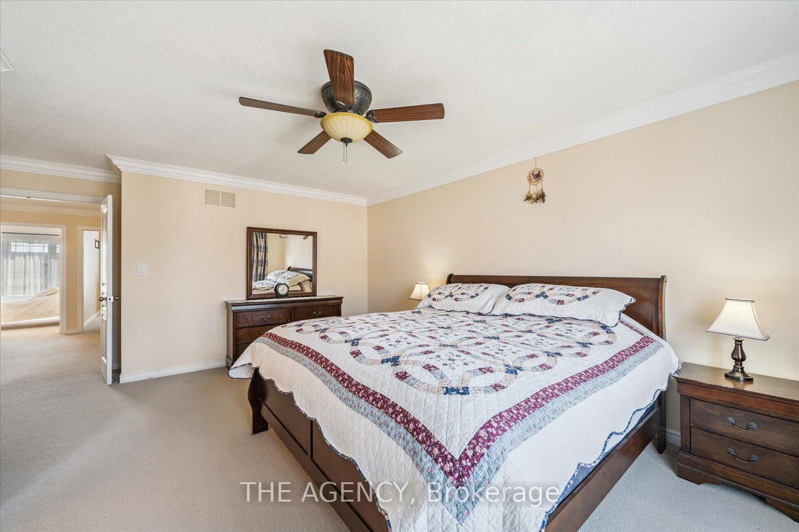 32 Timna Crescent