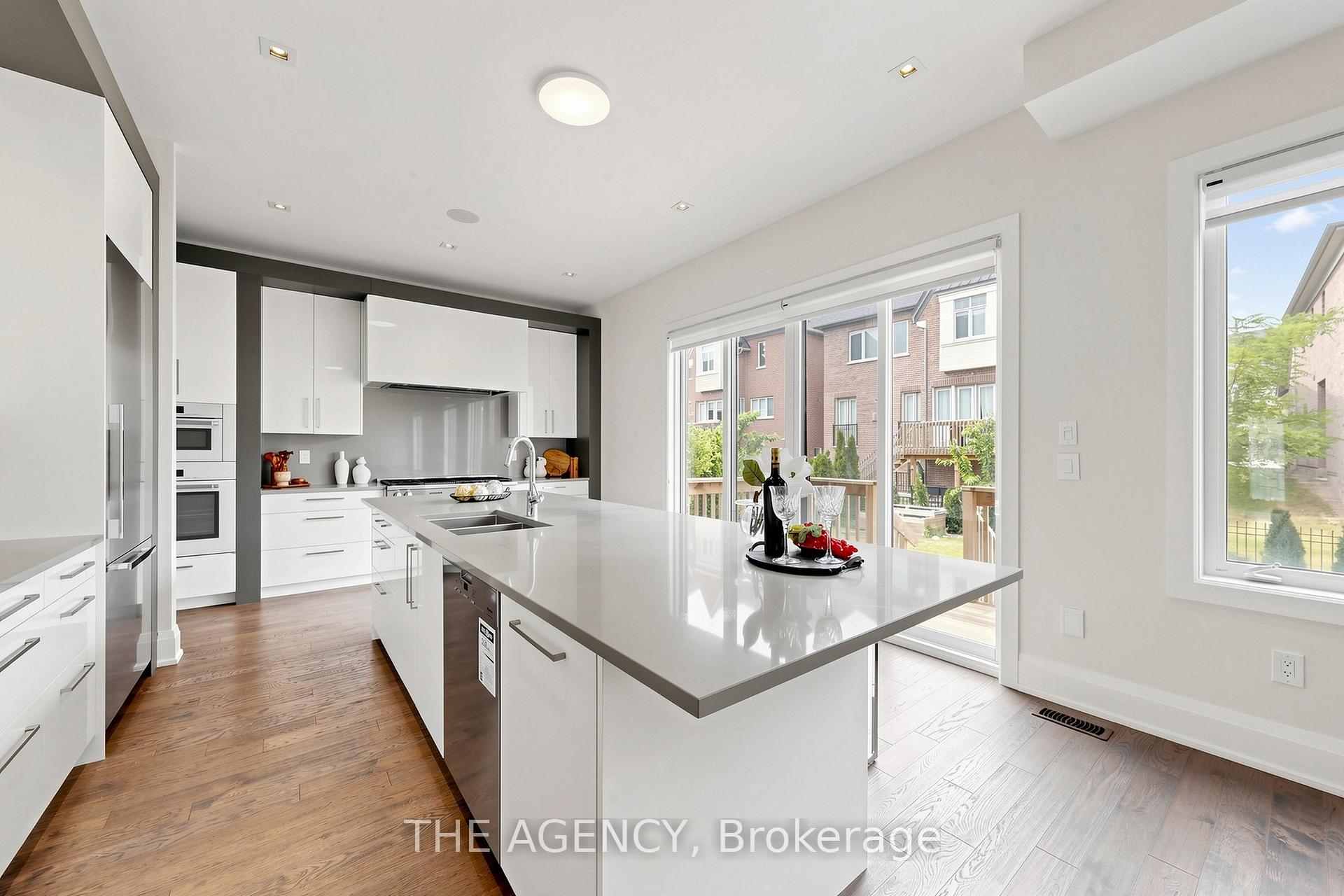 32 Conger Street