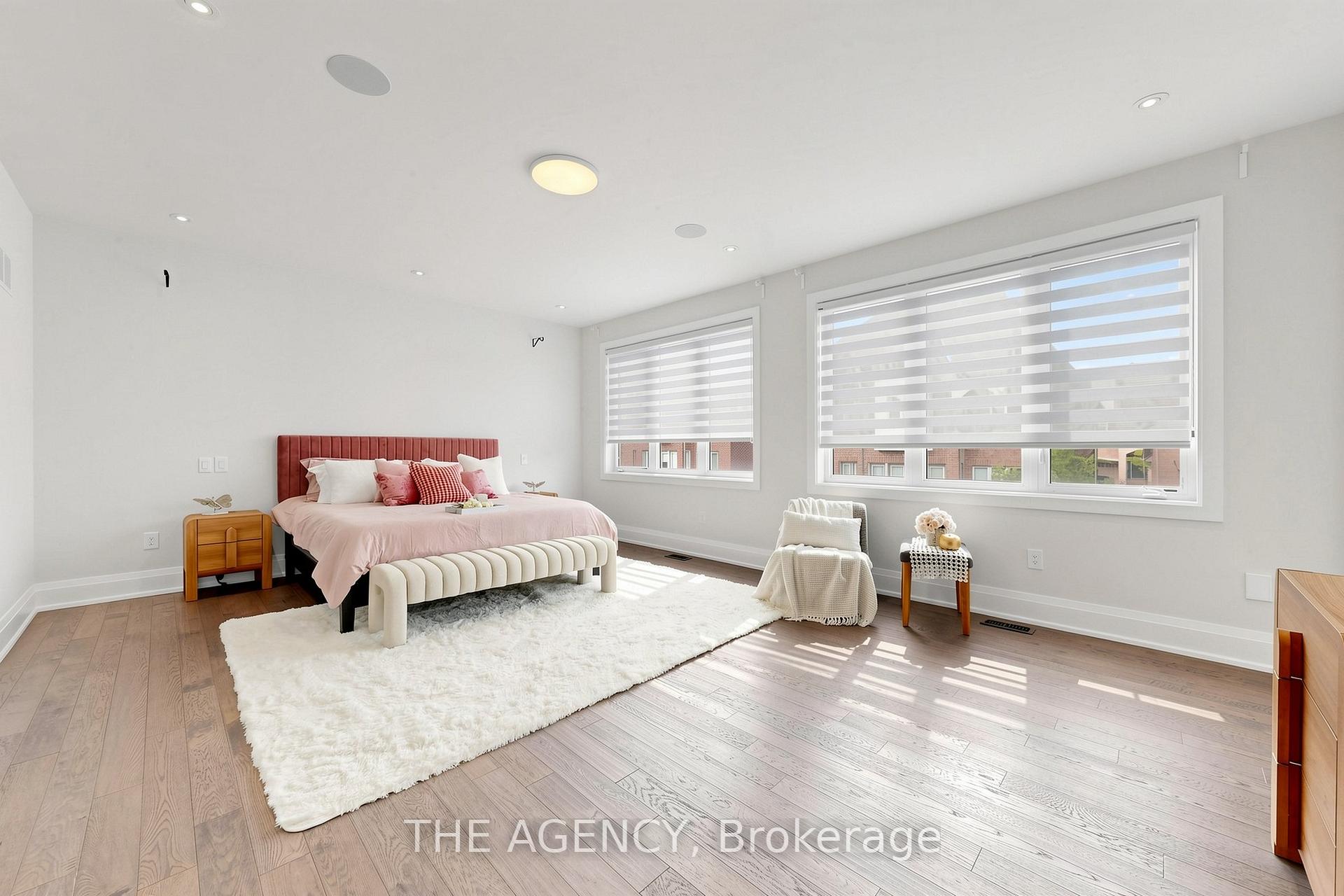 32 Conger Street