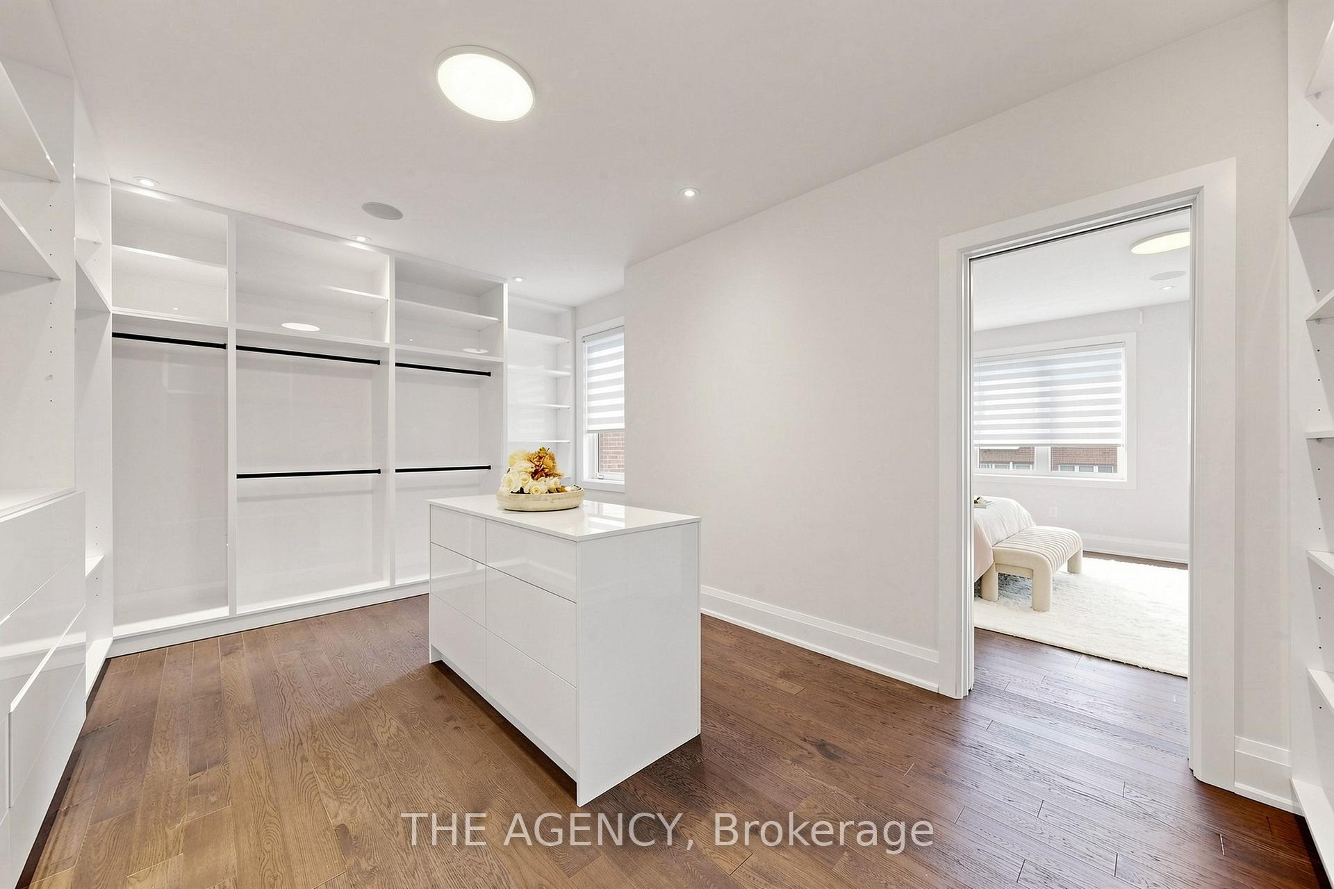 32 Conger Street