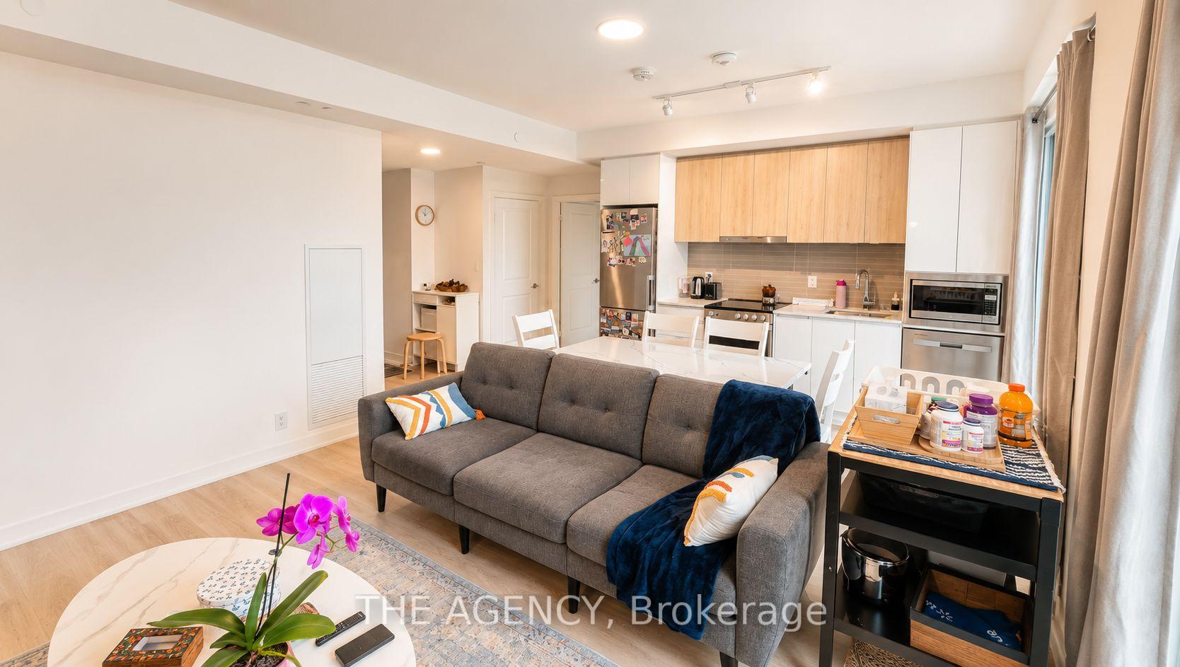 30 Upper Mall Way A622