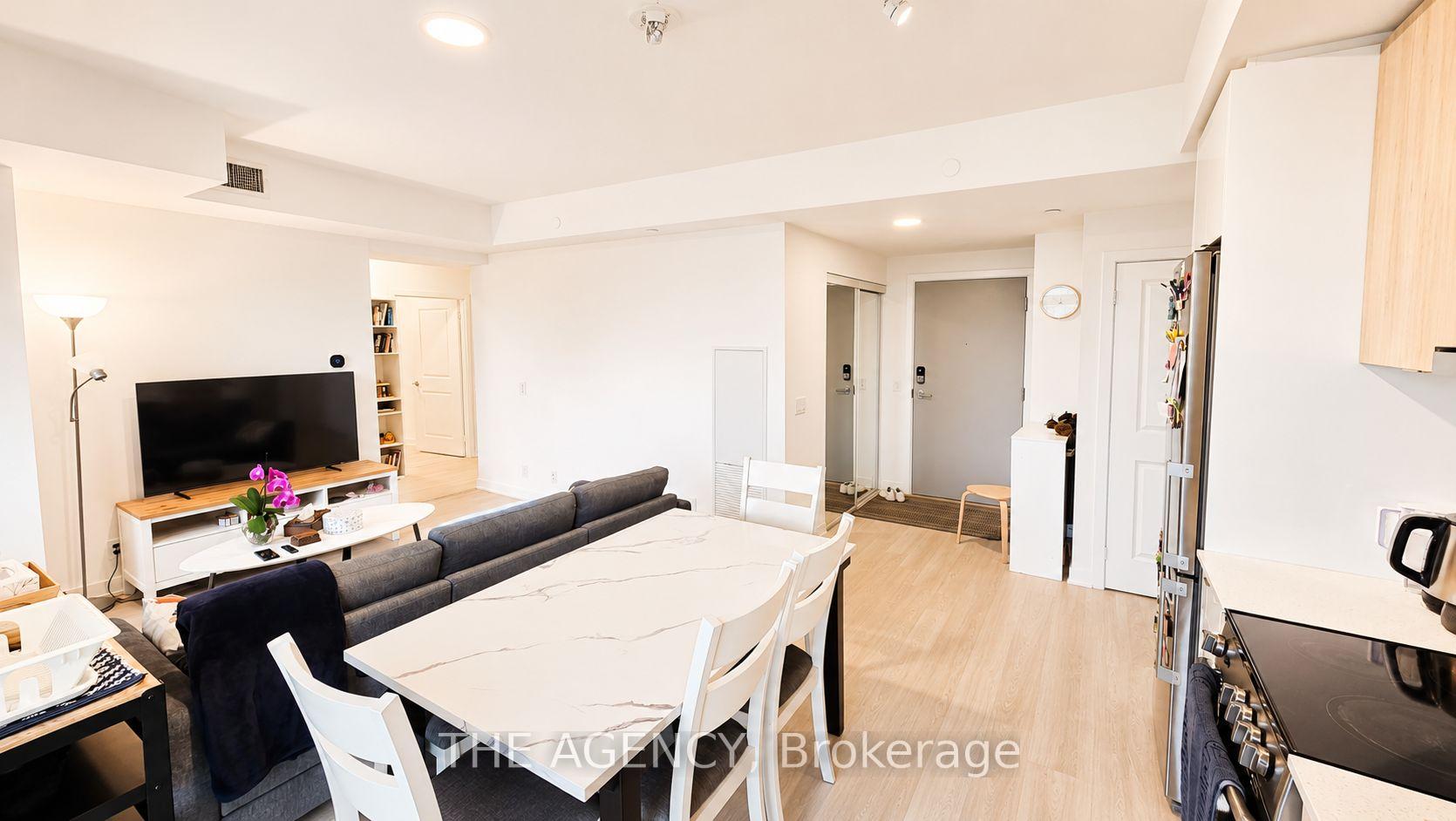 30 Upper Mall Way A622