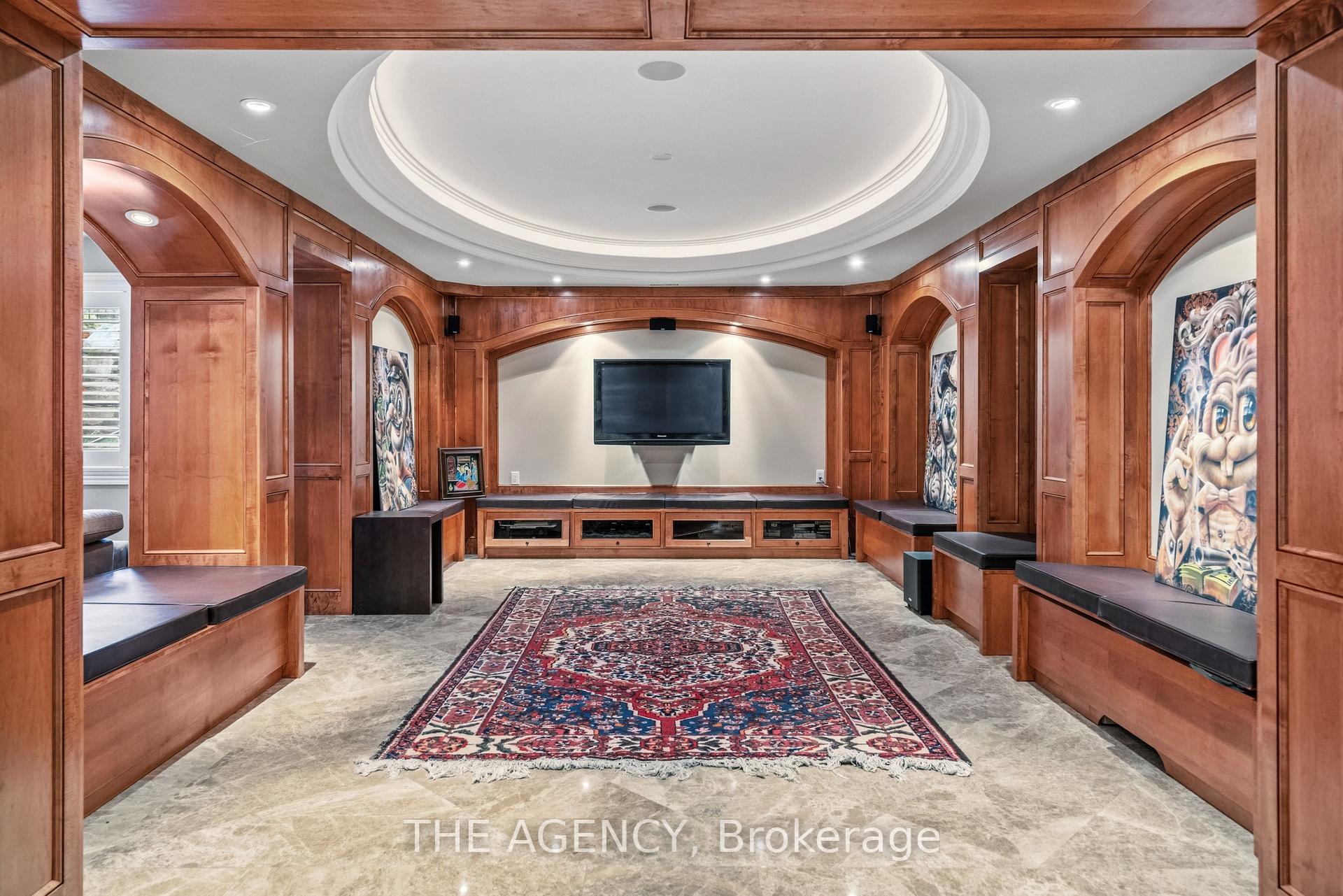 16 DEW DROP Court