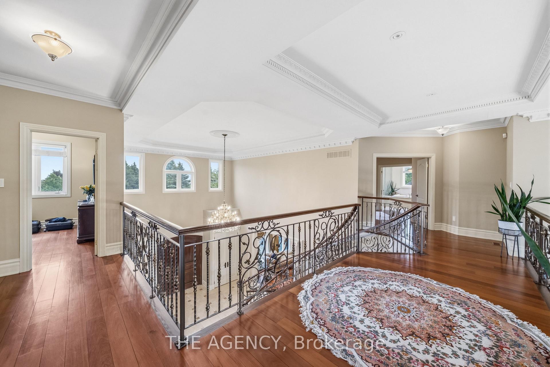 16 DEW DROP Court