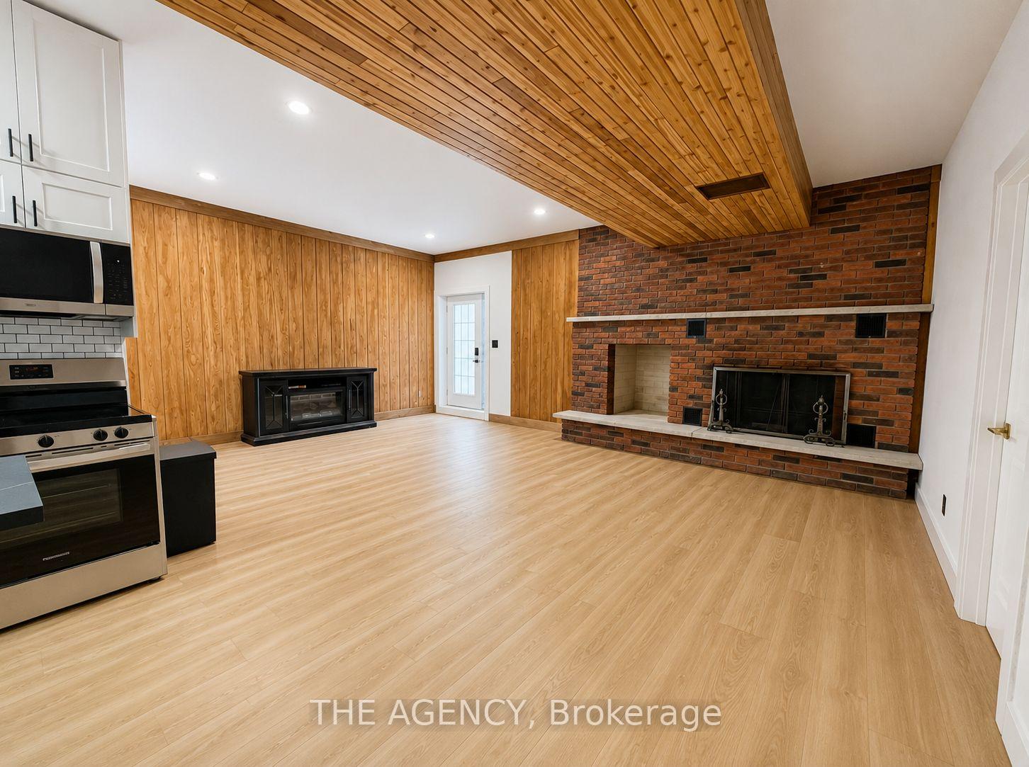 15415 Jane Street Basement