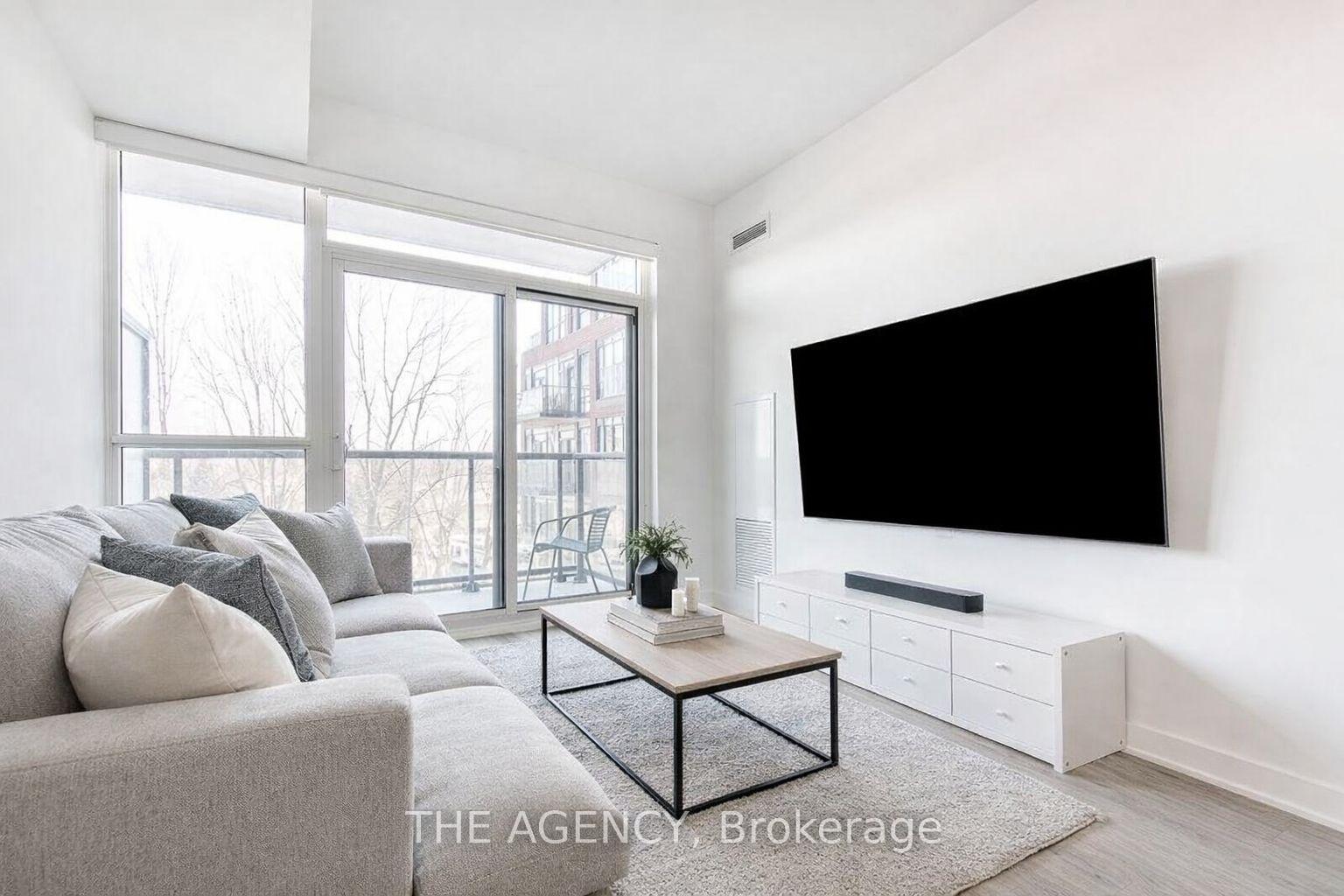 681 Yonge Street 327