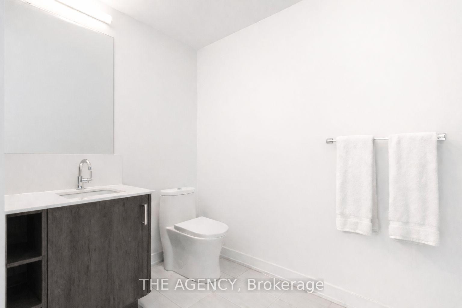 681 Yonge Street 327