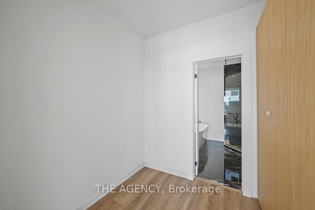 3714 Quayside Drive
