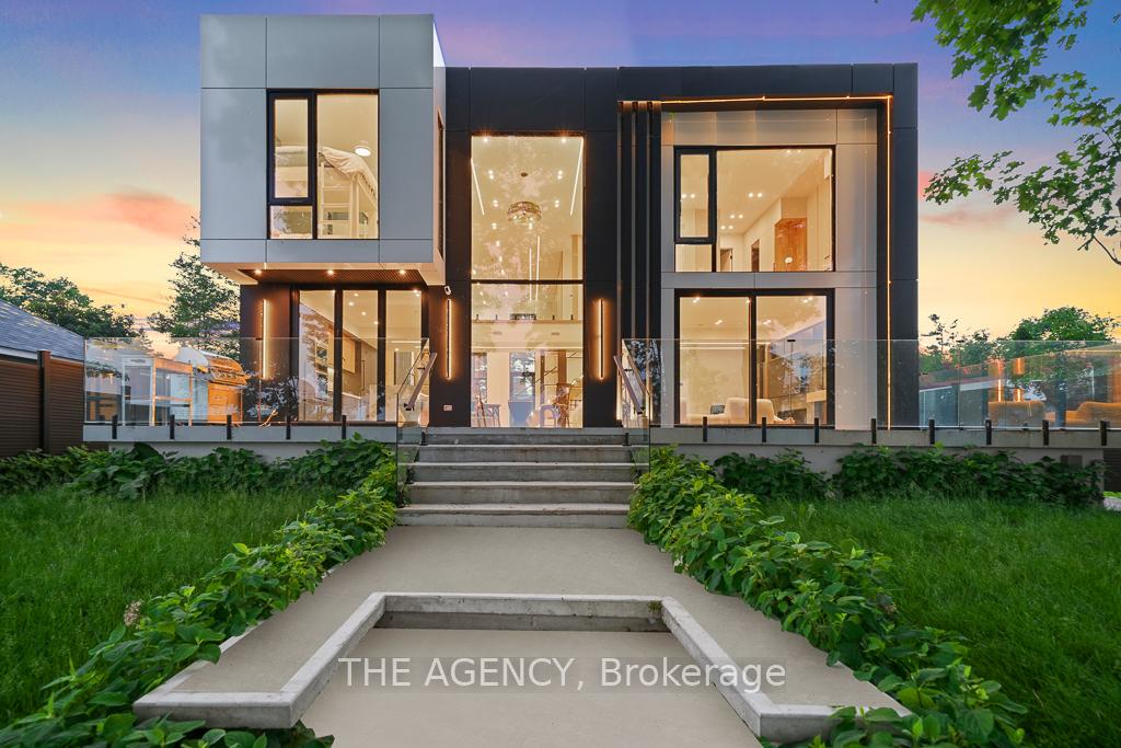 2707 Lakeside Drive