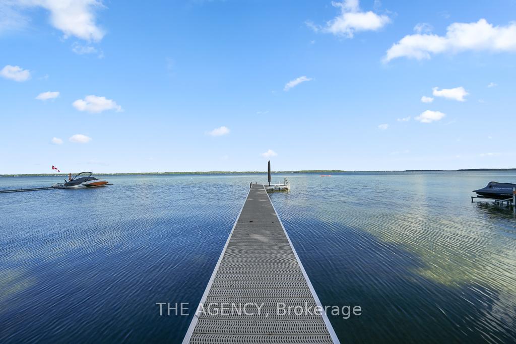 2707 Lakeside Drive