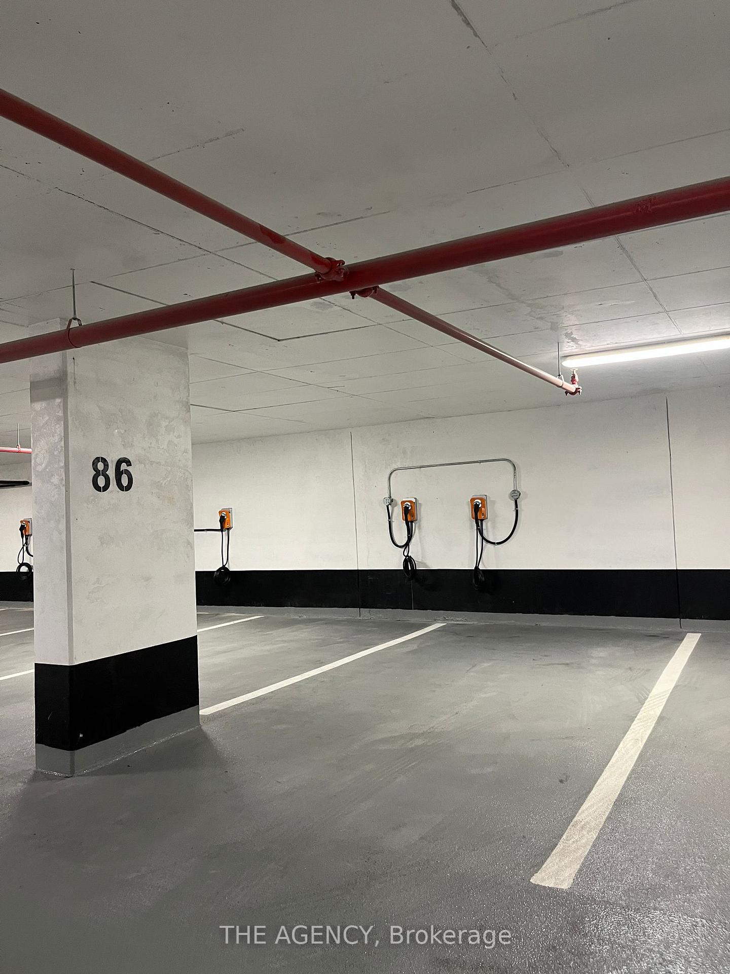 1100 Sheppard Avenue W 215, Toronto Unit: 215