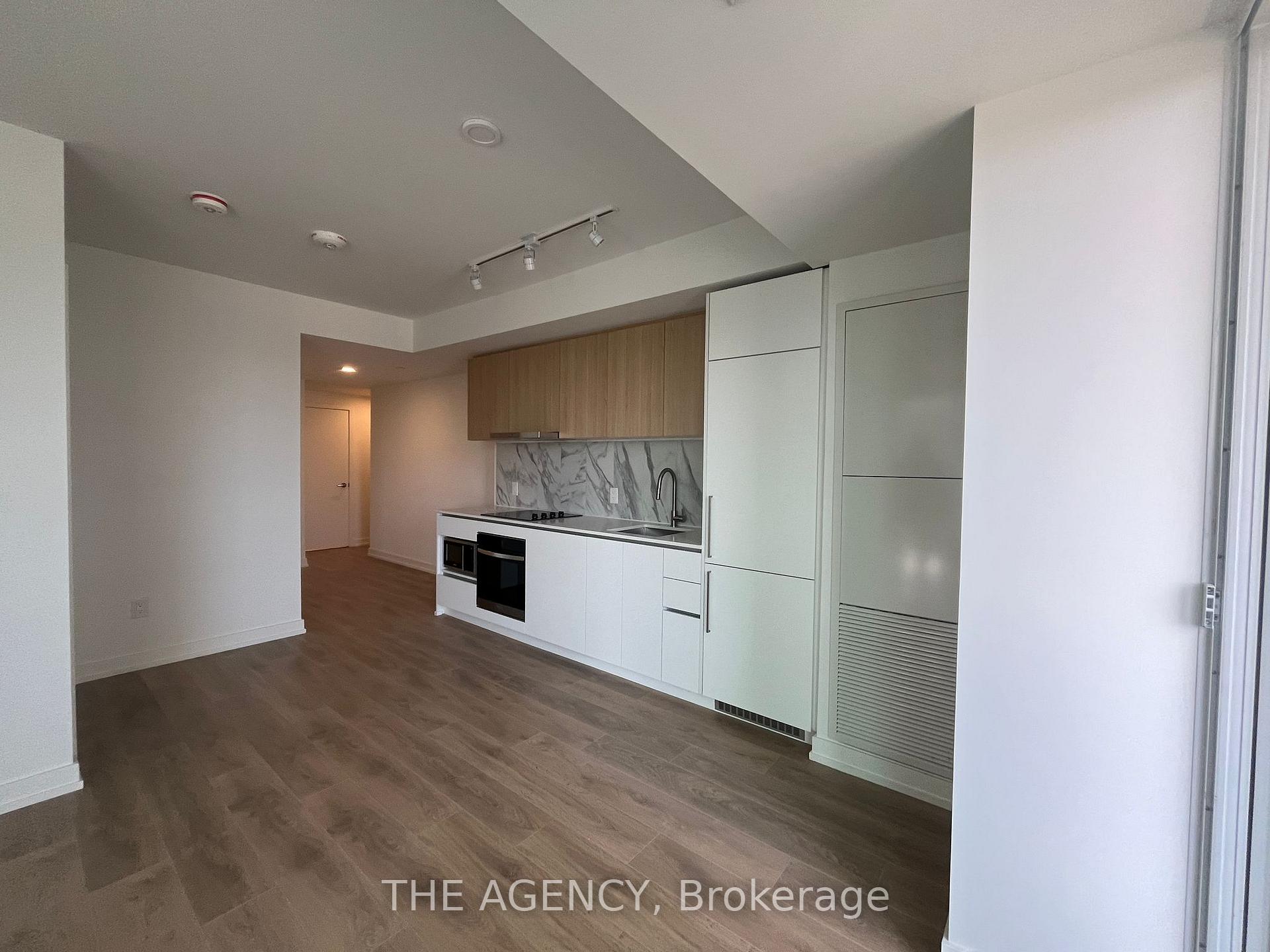 1100 Sheppard Avenue W 215, Toronto Unit: 215