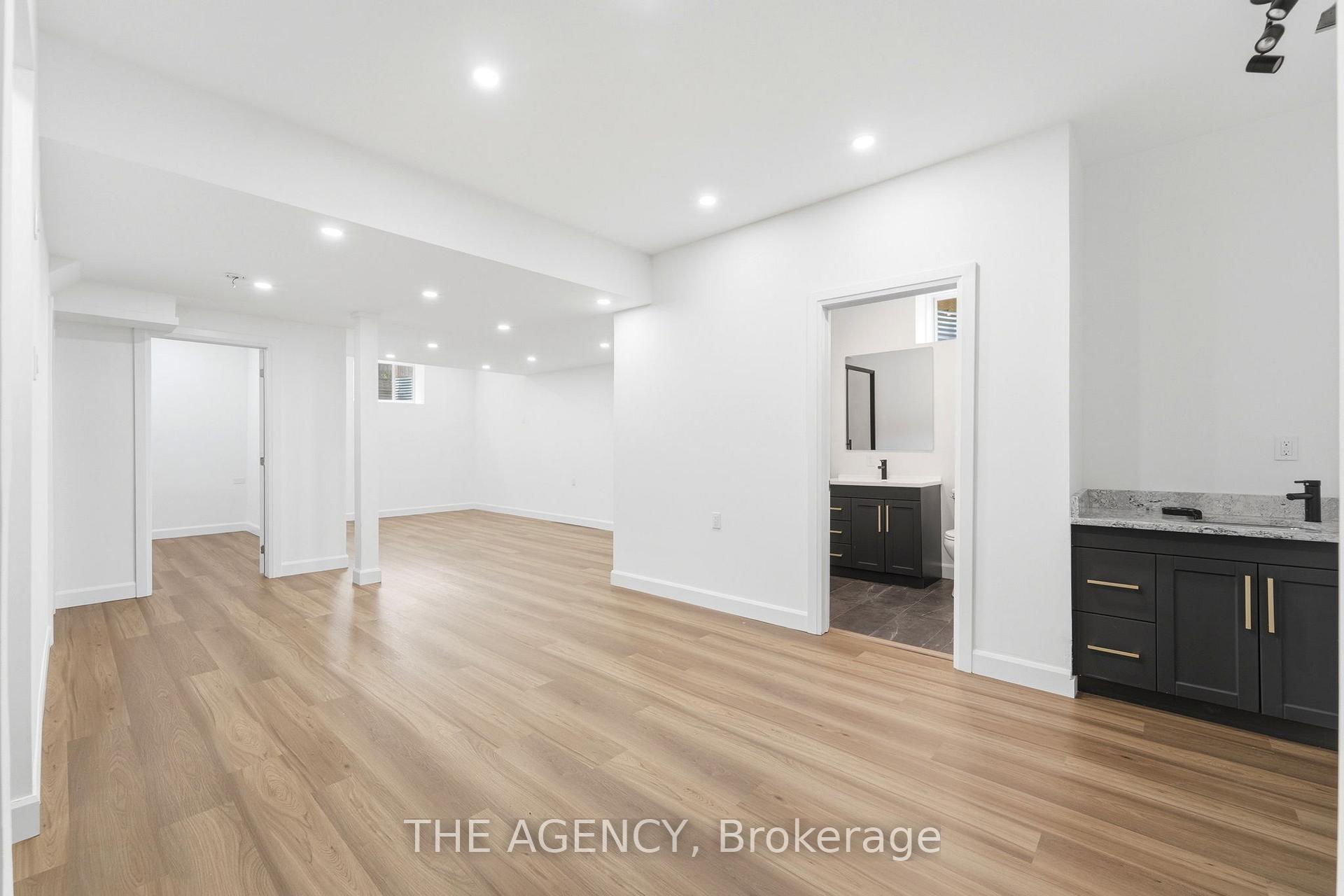 308 Appleby Line