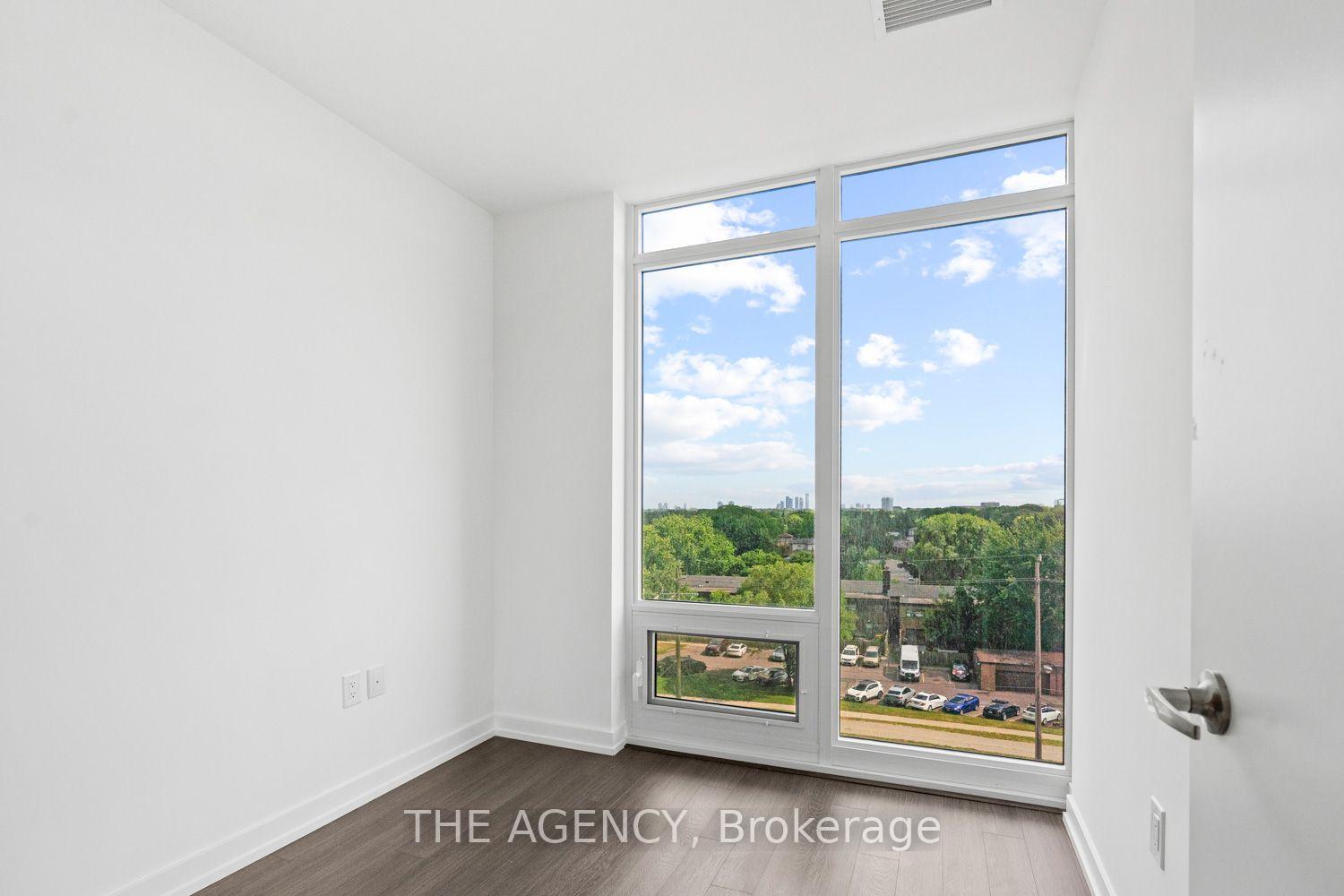 4010 Eglinton Avenue W 625, Toronto Unit: 625