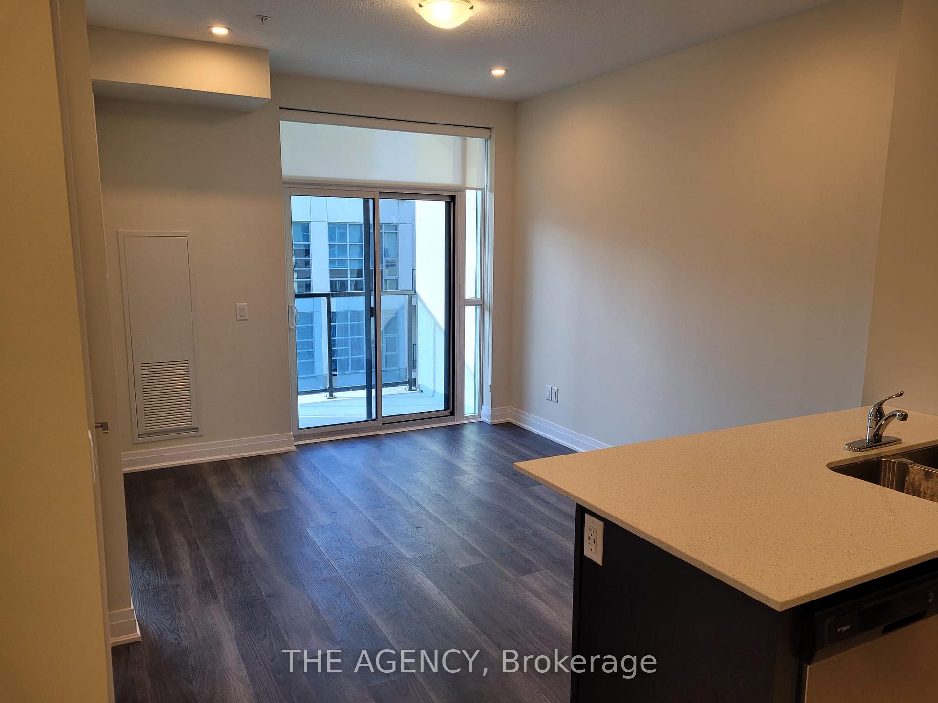 16 Concord Place 533