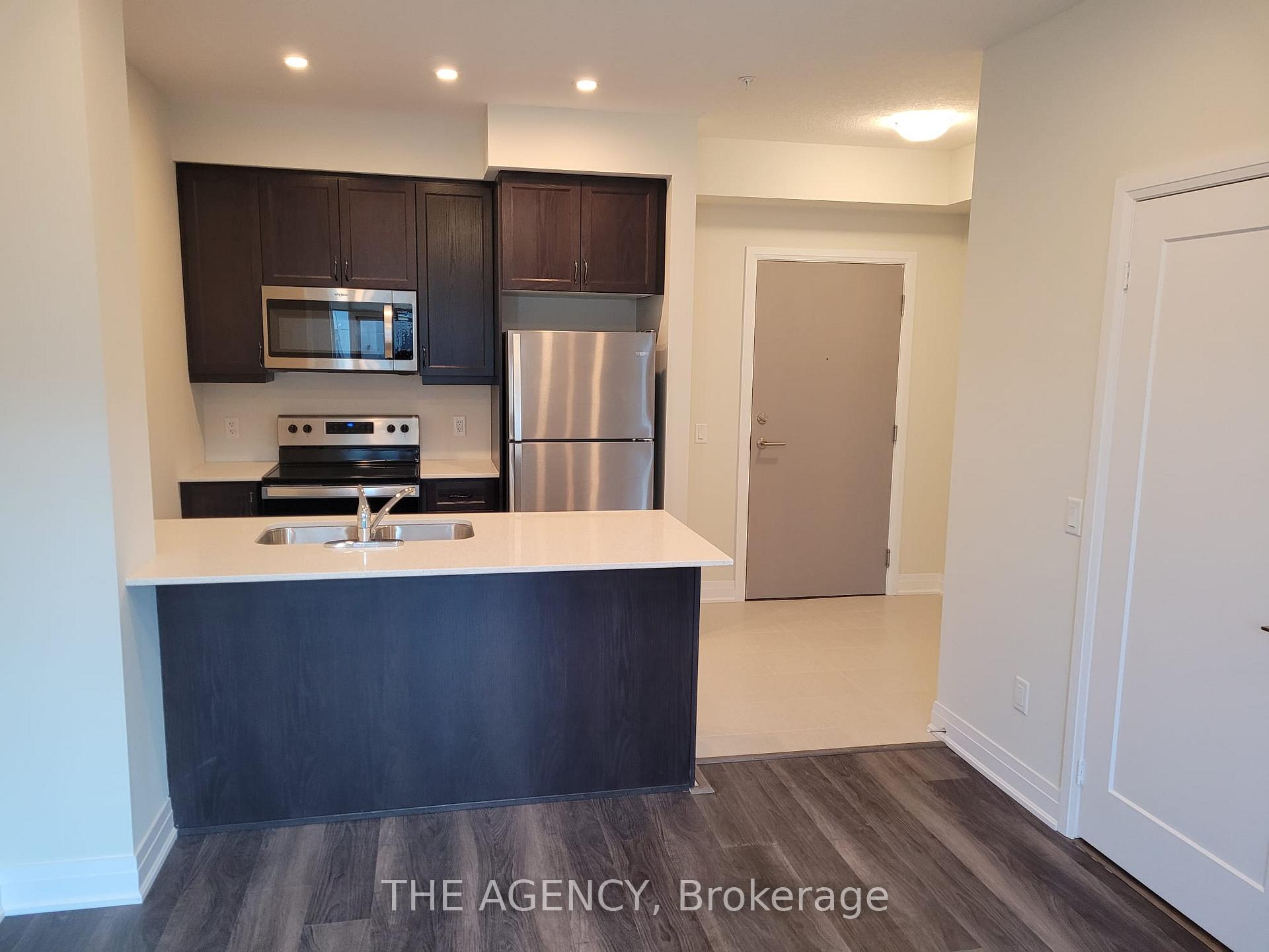 16 Concord Place 533