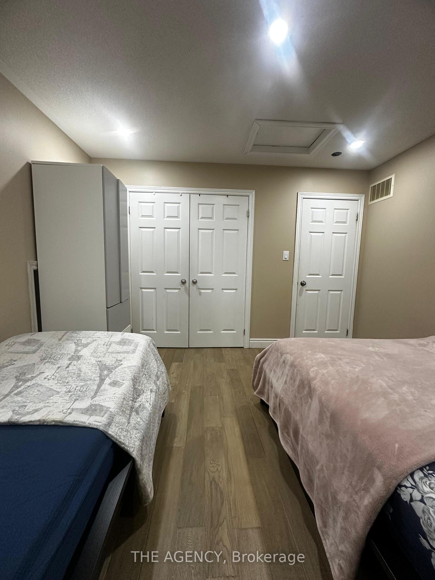 326 Chandler Crescent Upper