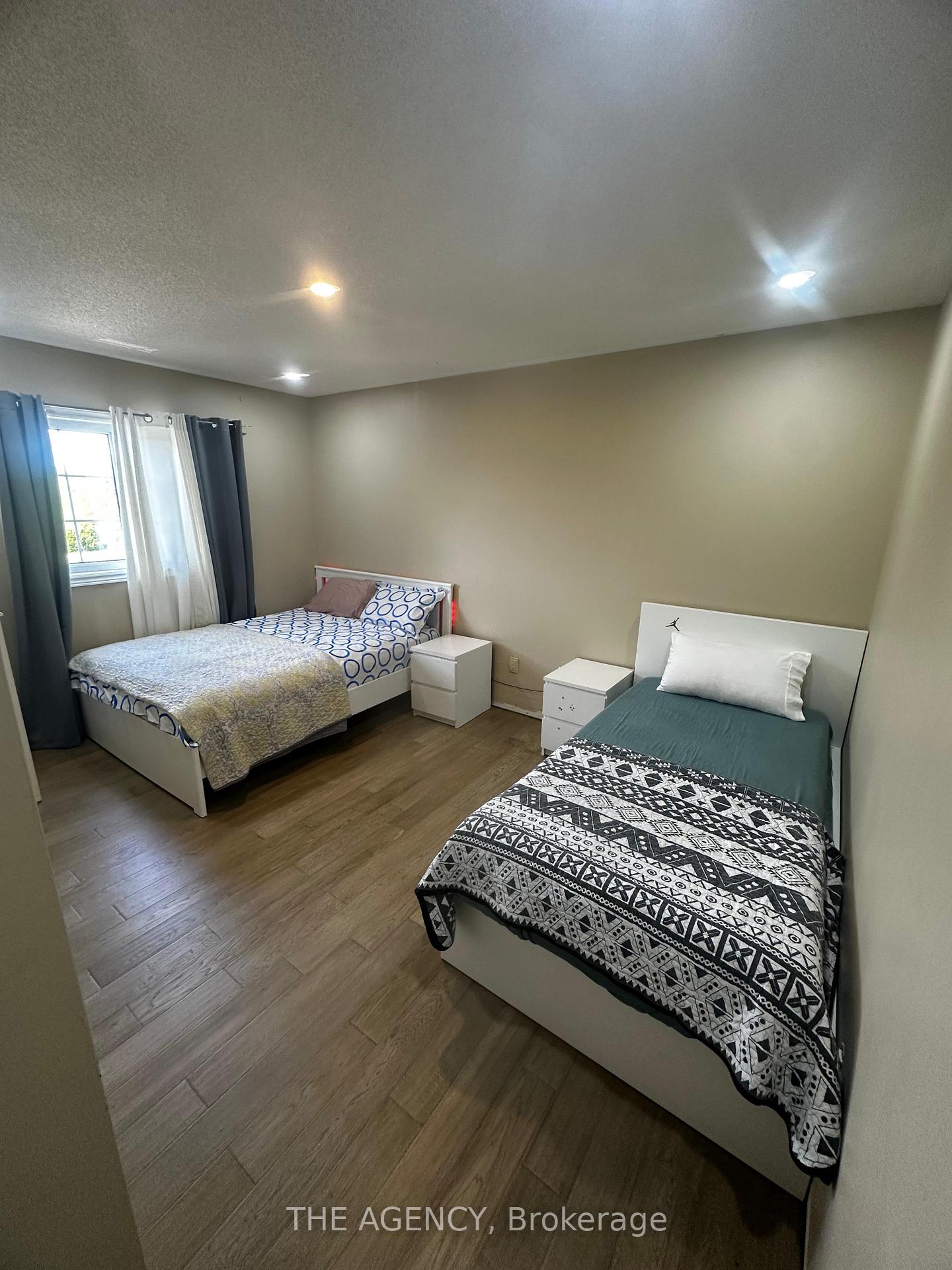 326 Chandler Crescent Upper