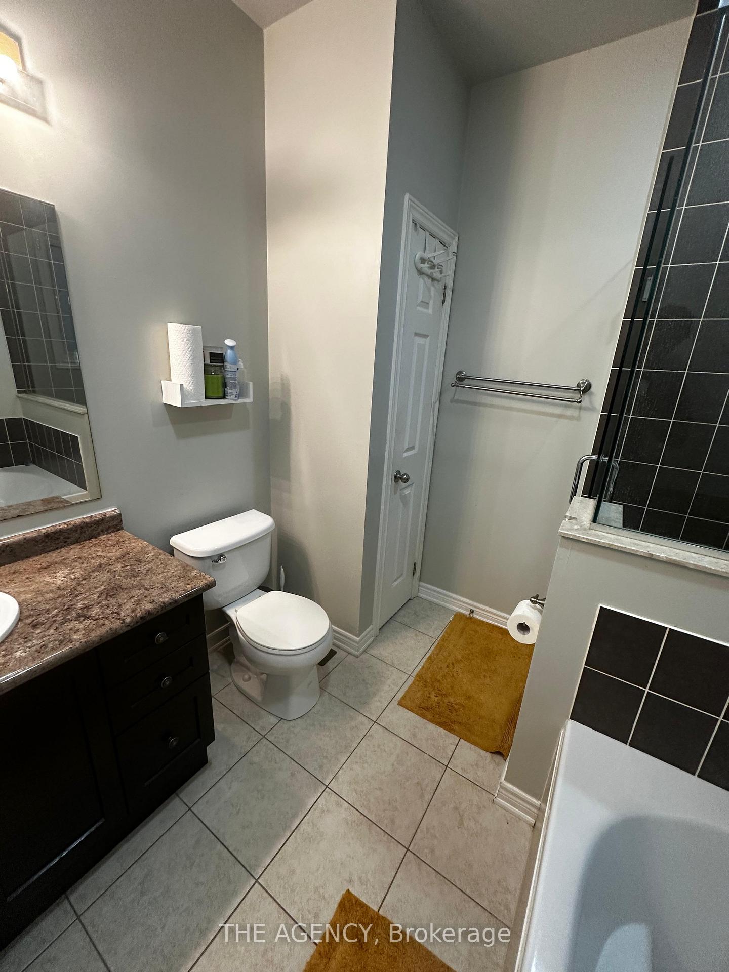 326 Chandler Crescent Upper