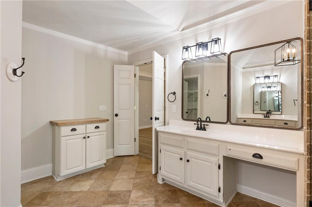 330 Summerlin Drive