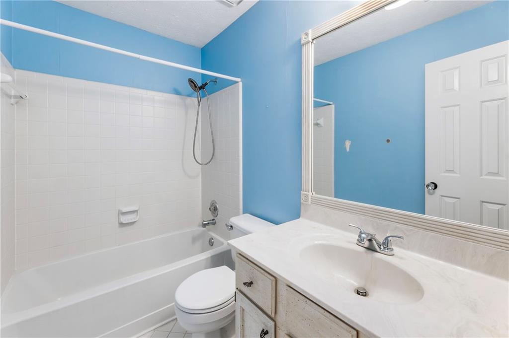 3010 Westside Court