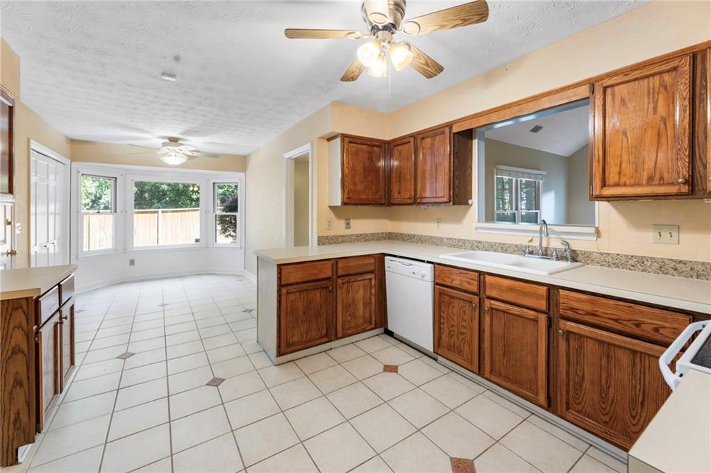 3010 Westside Court