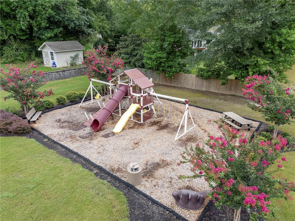 3010 Westside Court